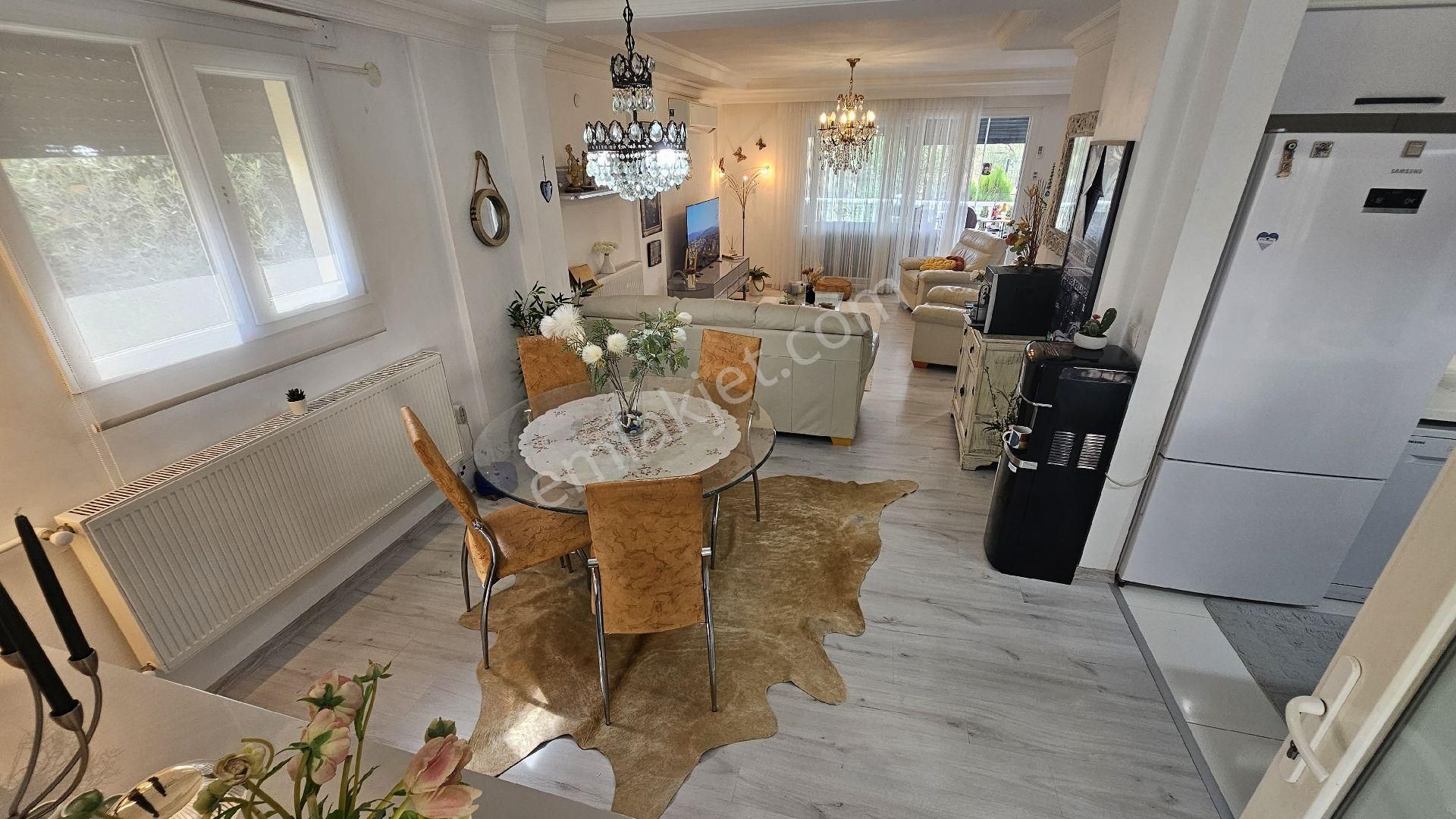 Didim Akyeniköyde Harika Site İçi 4+1 Müstakil Villa - Görsel 31