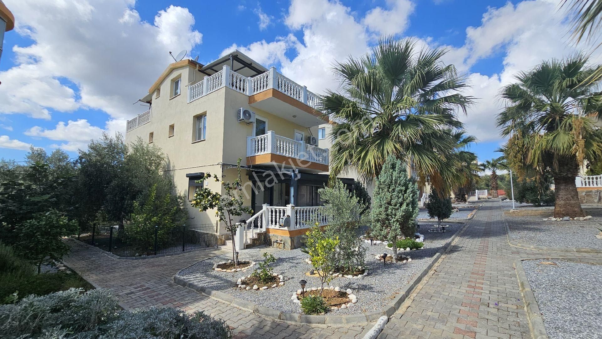 Didim Akyeniköyde Harika Site İçi 4+1 Müstakil Villa - Görsel 34