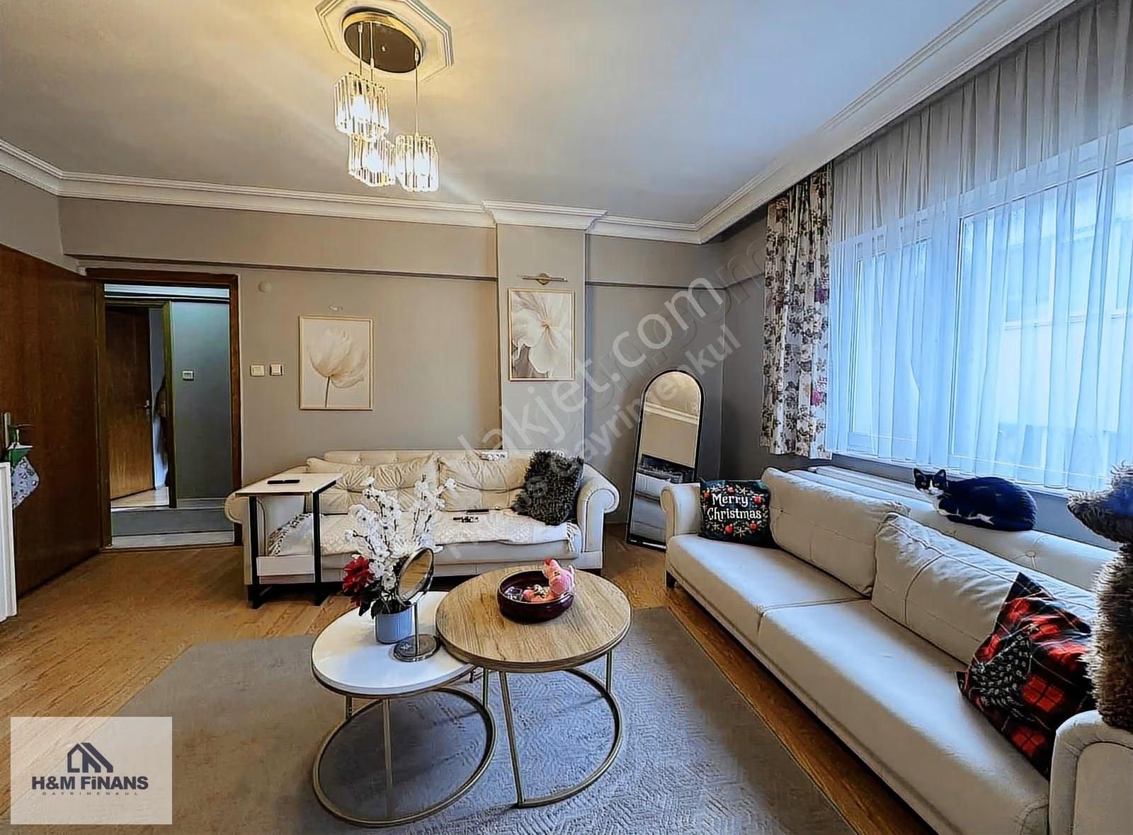 Çekmeköy Vuralkent Sitesi 3+1 Geniş Ve Ferah Kiralık Daire