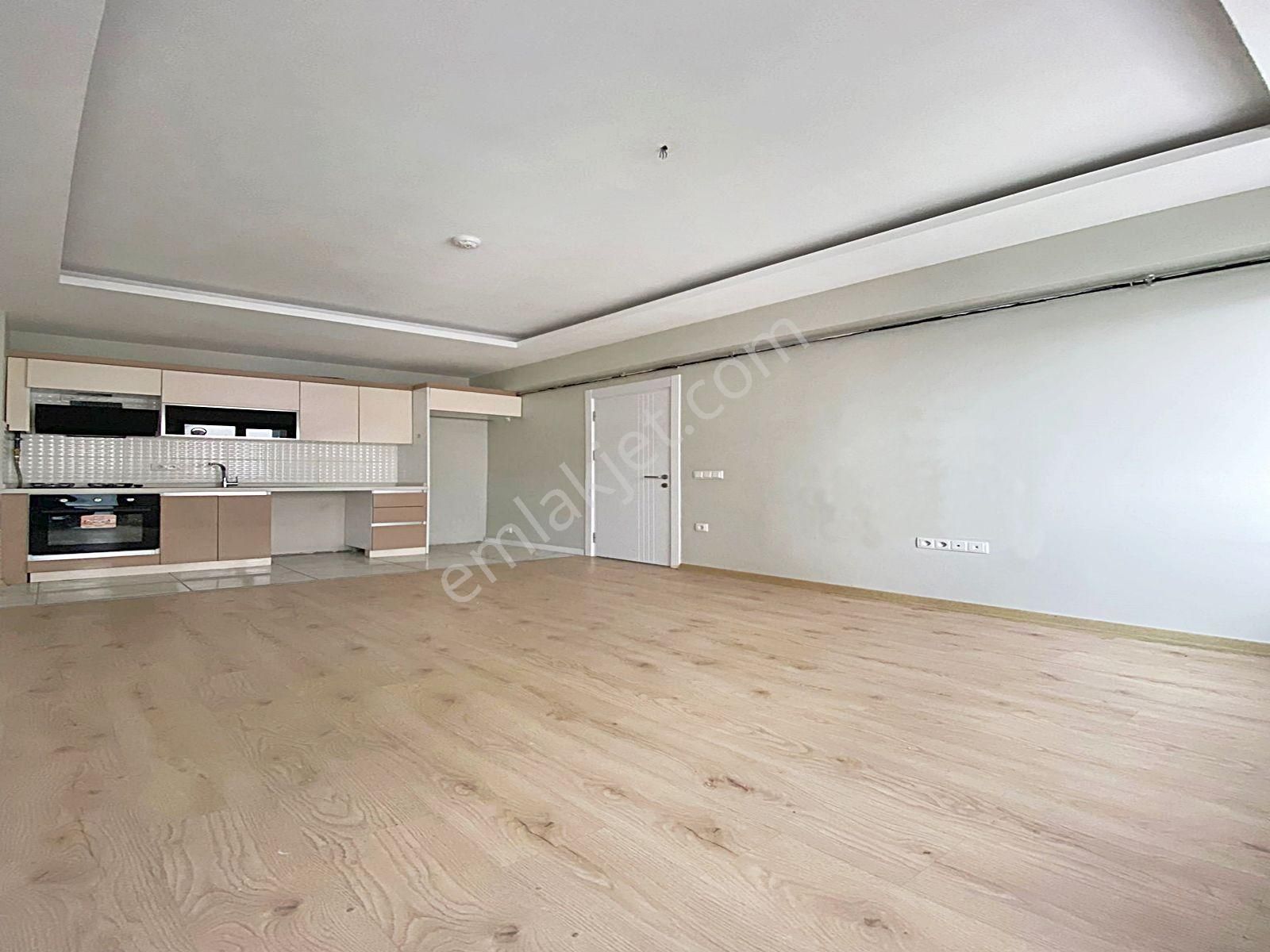 Cadde34'den Devlet Hastanesinin Dibinde Aile Oturumuna Uygun Otoparklı Sitede 2+1 Satılık Daire - Görsel 21