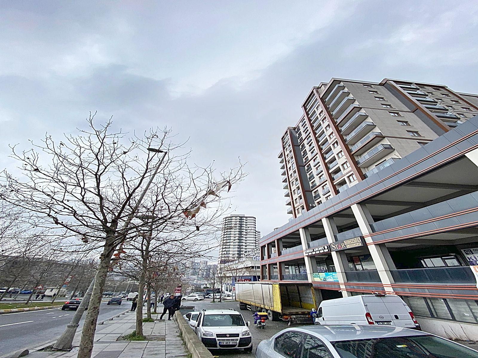 Cadde34'den Devlet Hastanesinin Dibinde Aile Oturumuna Uygun Otoparklı Sitede 2+1 Satılık Daire - Görsel 4