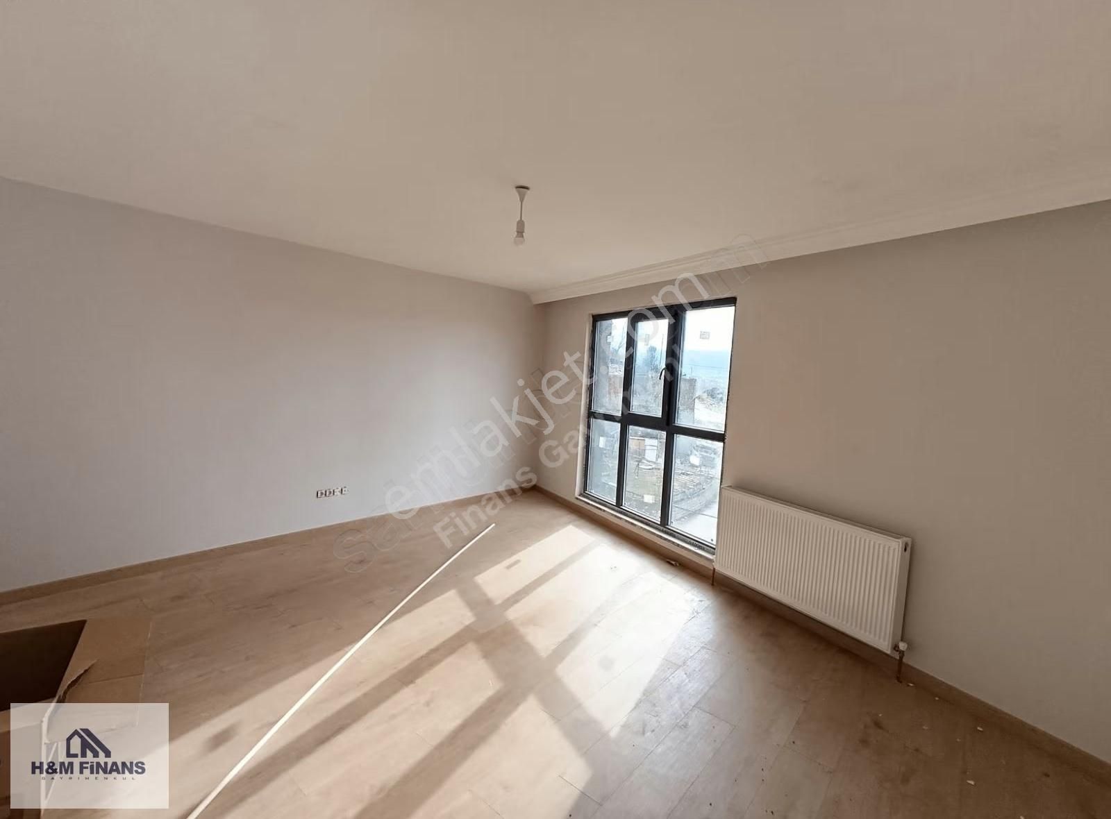 Sultanbeyli Mimar Sinan Mahallesi Satılık 3+1 Üst Dubleks Daire - Görsel 2