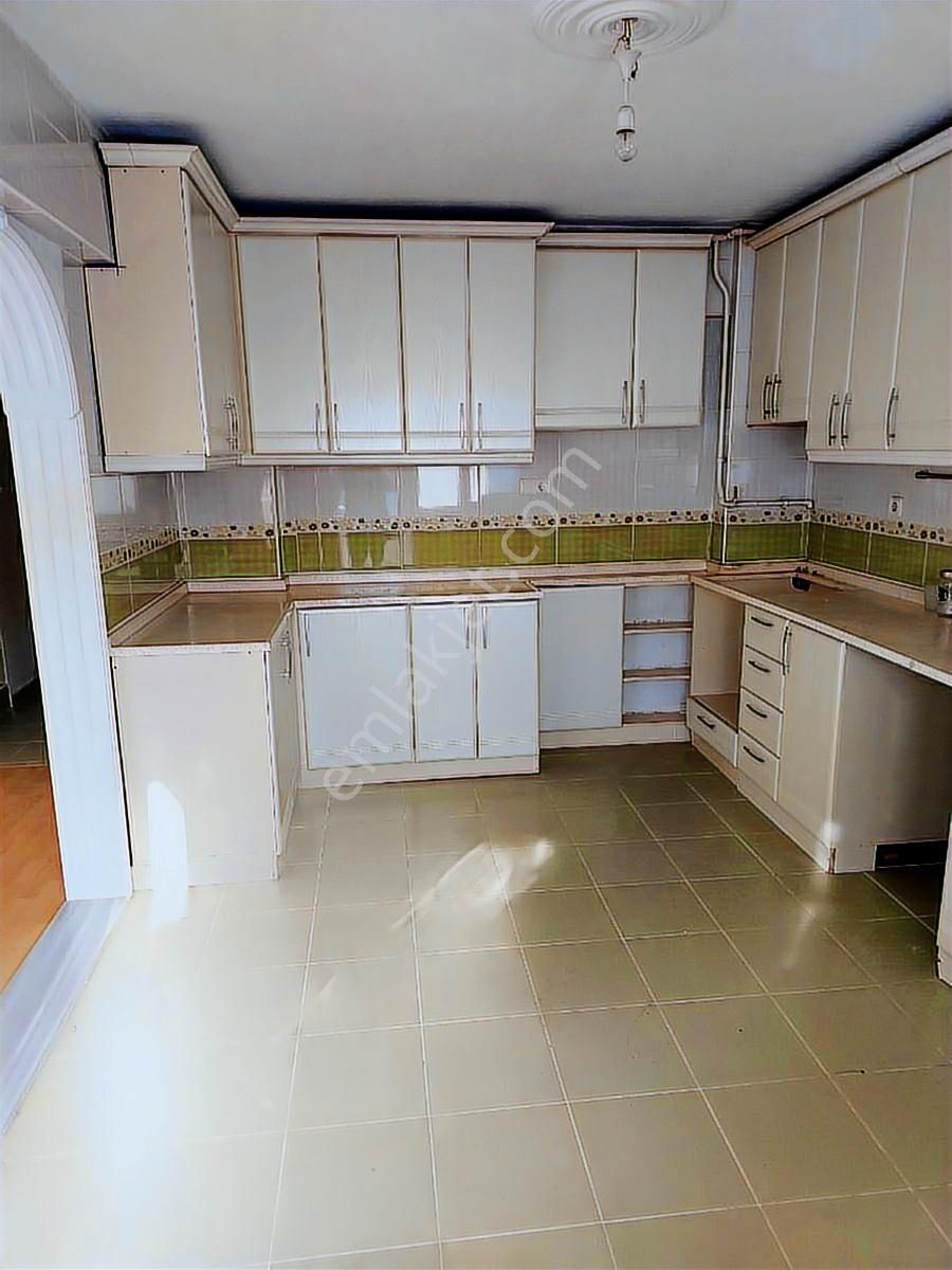 Bursa Gürsu Kurtuluş 35 Lik Yol Kiralık 3+1 120 M2 Daire - Görsel 12