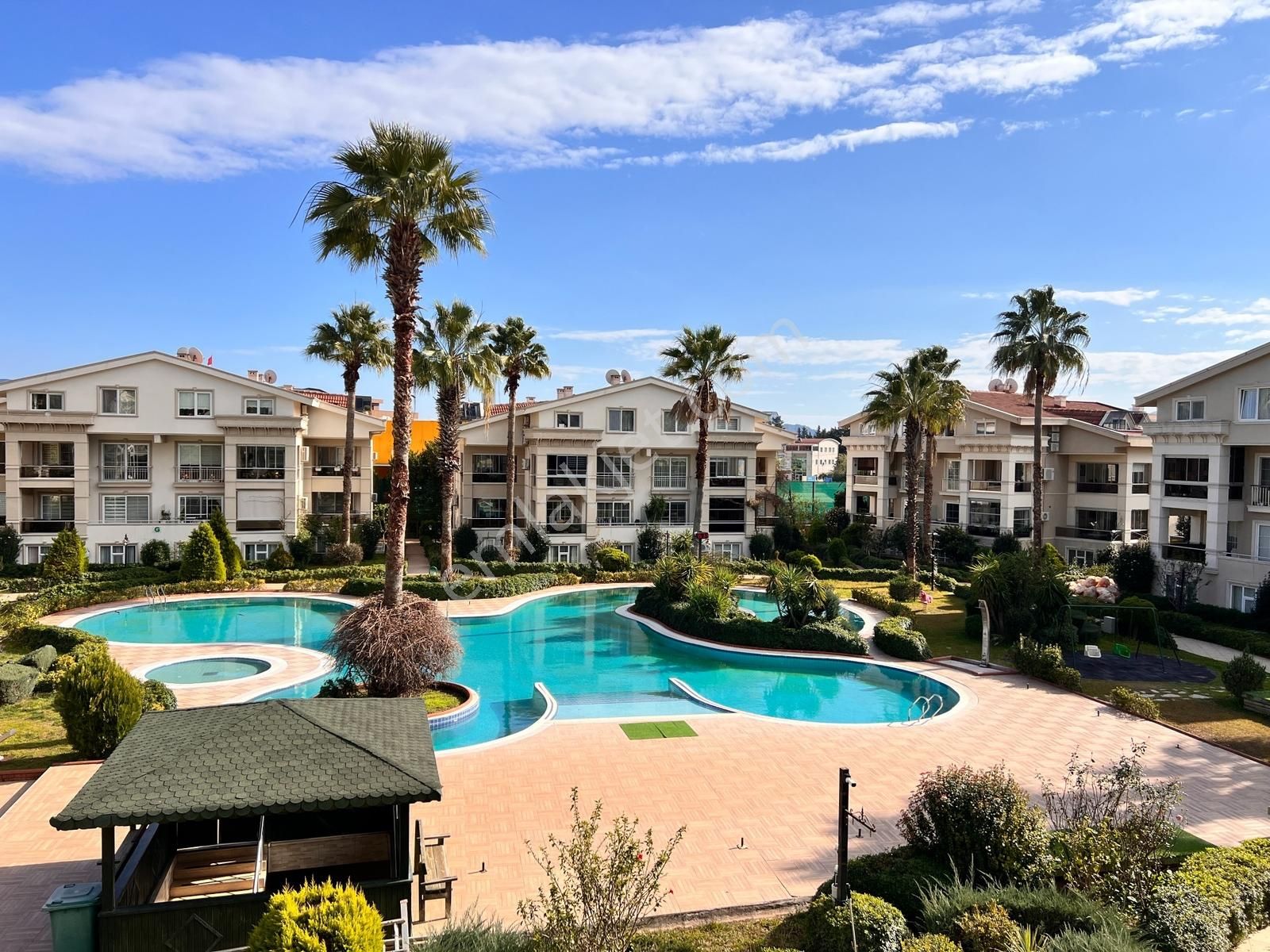 Elit Sitede,havuzlu Güvenlikli Eşyalı Şık Daire - Görsel 21