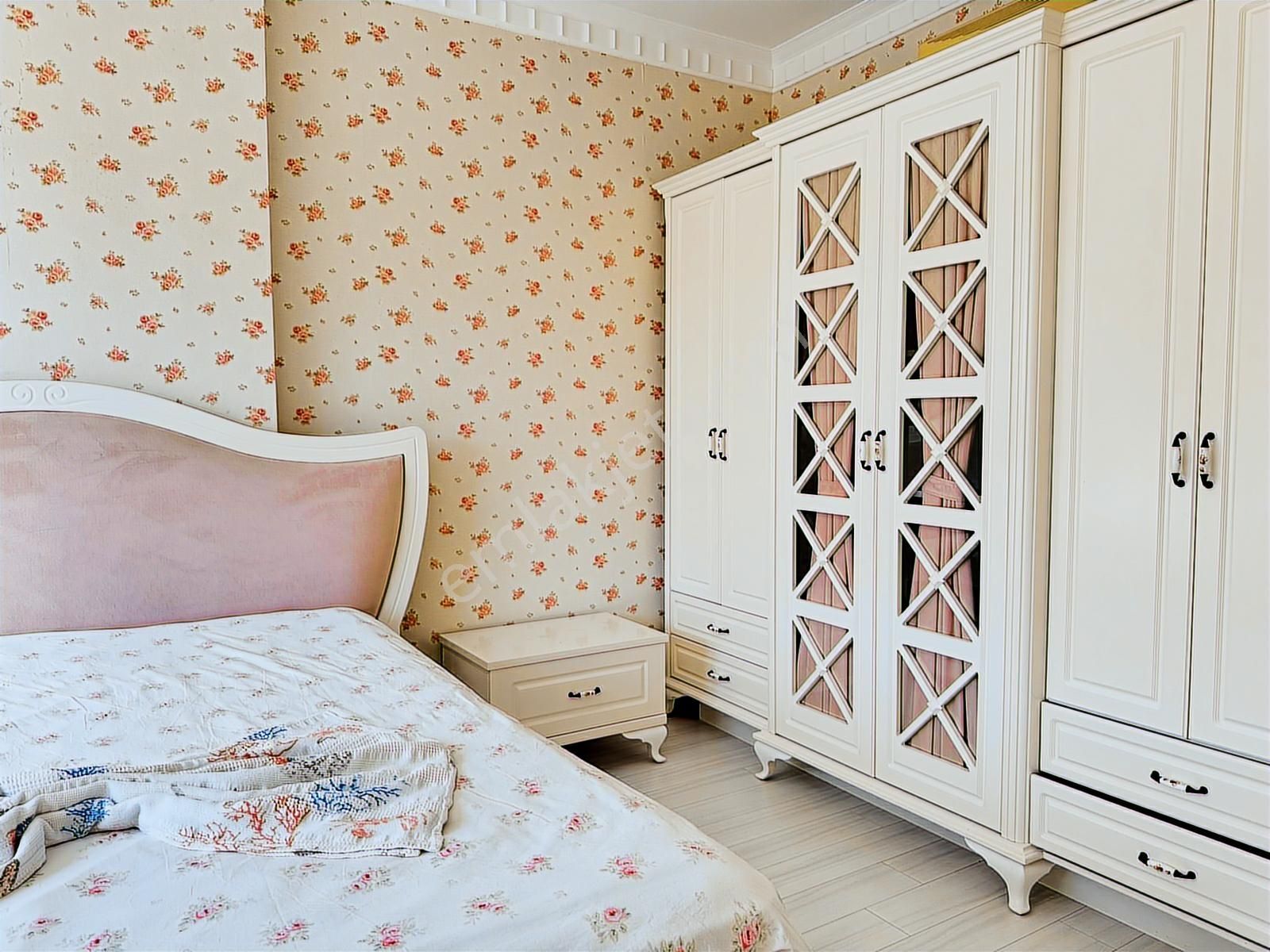 Elit Sitede,havuzlu Güvenlikli Eşyalı Şık Daire - Görsel 2