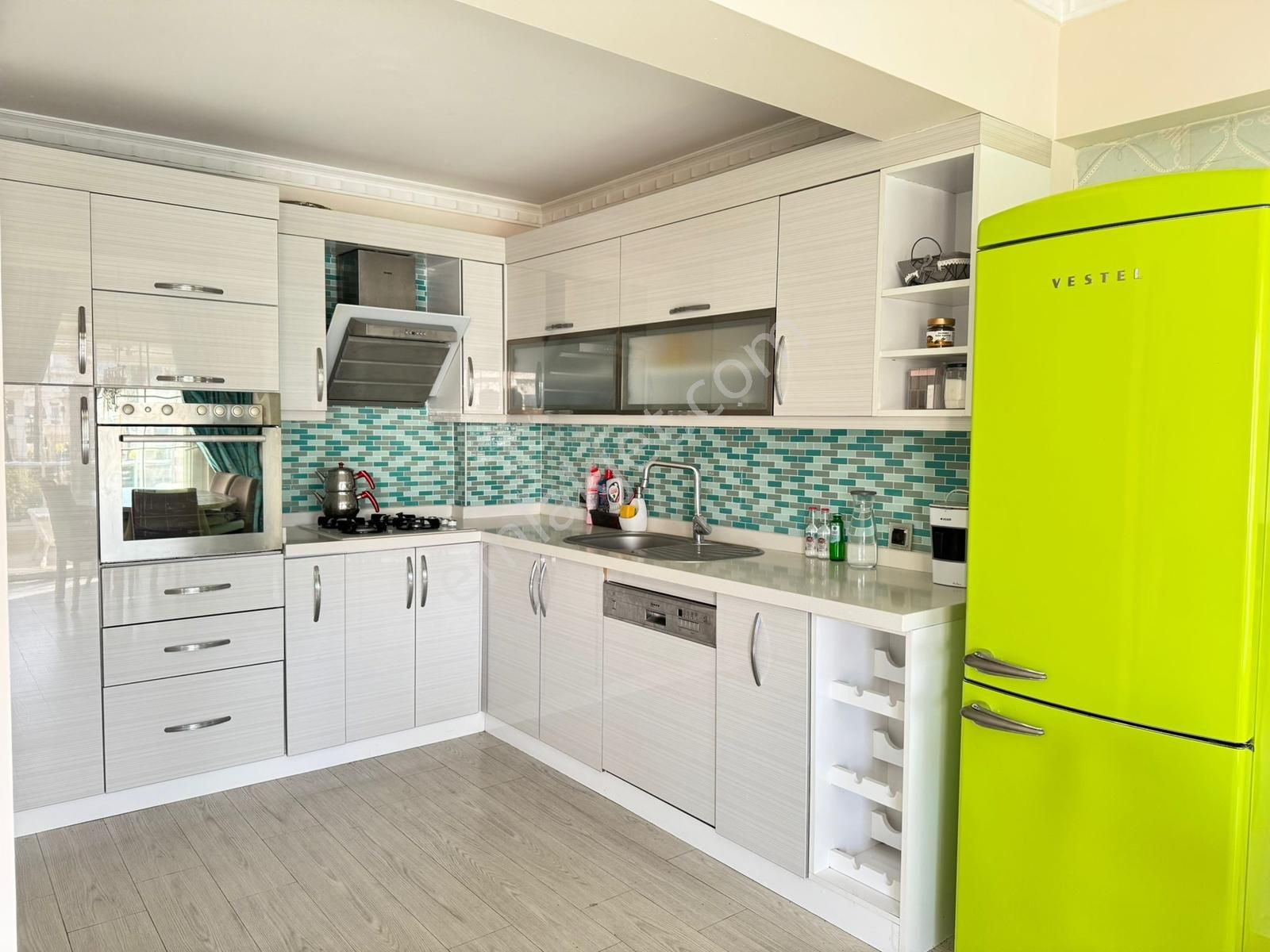 Elit Sitede,havuzlu Güvenlikli Eşyalı Şık Daire - Görsel 5