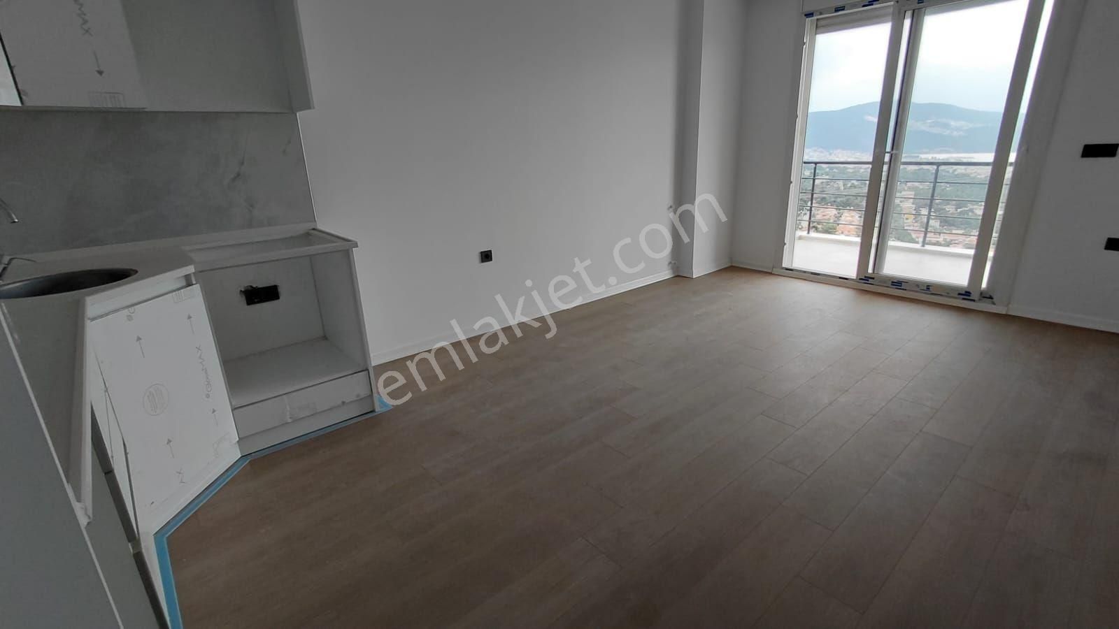 Akbükte Harıka Deniz Manzaralı 2+1 - Görsel 25