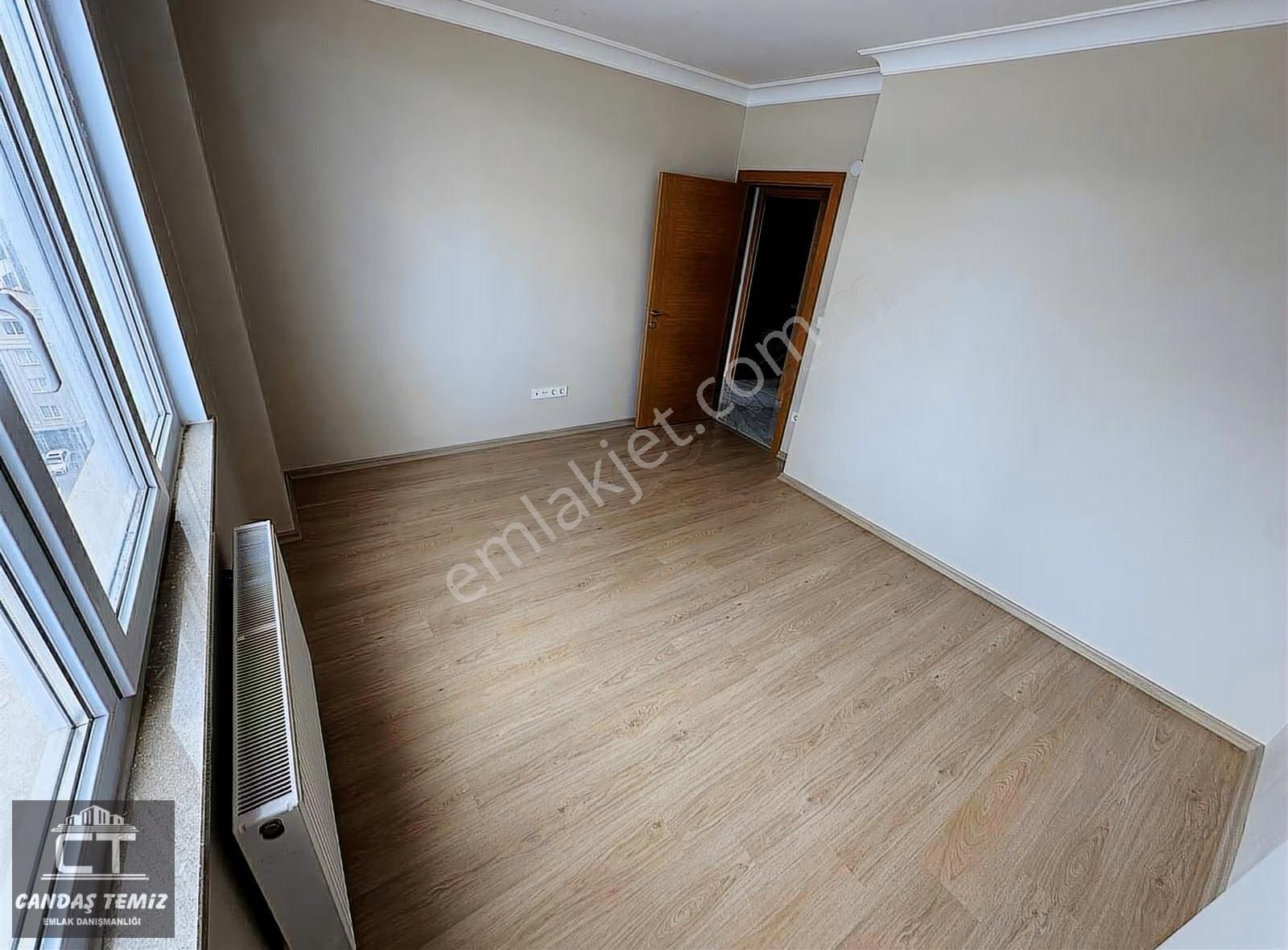 Ct Emlak/anadolu Adliyesinin Tam Karşısında Satılk/2+1/tek Yetki - Görsel 3