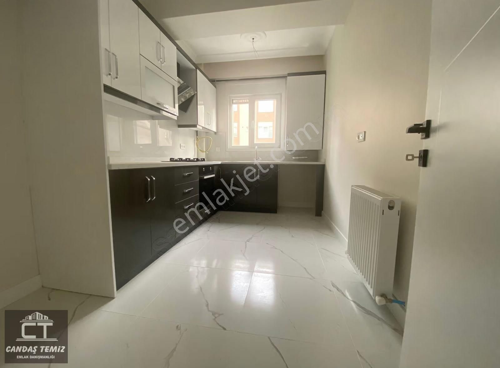 Atalar'da Tapu Masrafsız Ebeveyn Banyolu Satılık 3+1 Daire - Görsel 10
