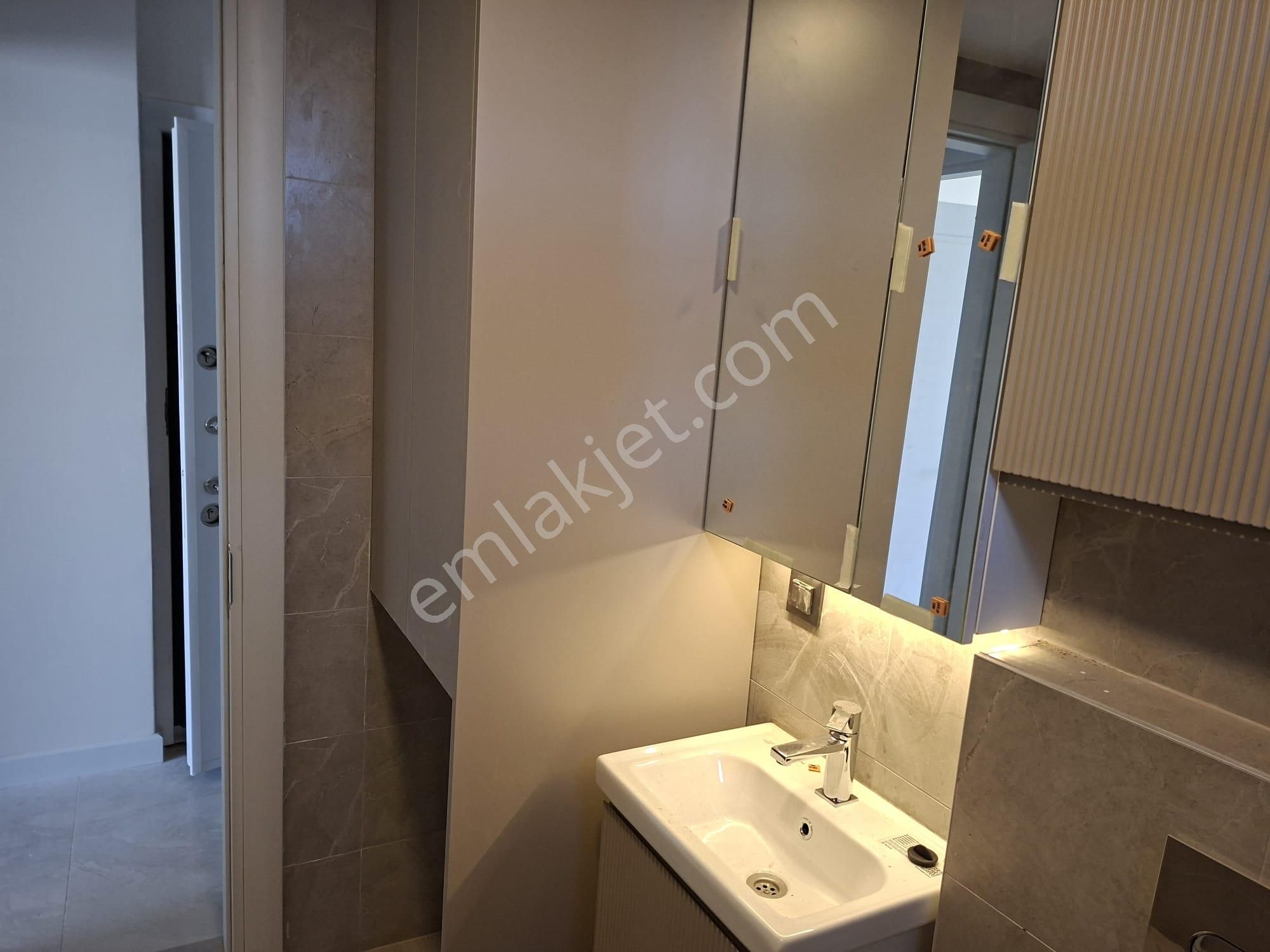 Güneş'ten Şirinyer Metro Yanı 1+1 50m 3. Kat Balkon Asansör - Görsel 21