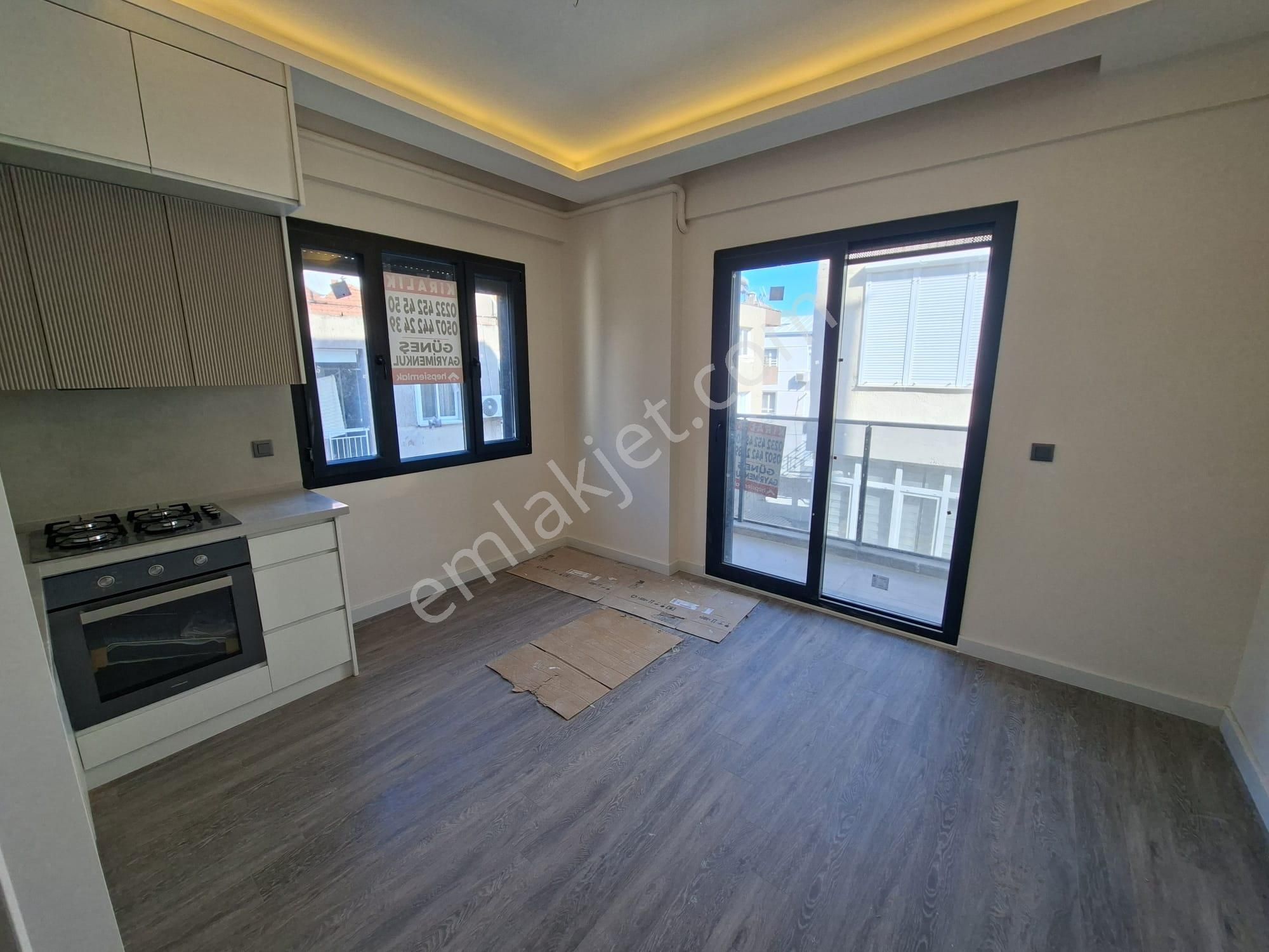 Güneş'ten Şirinyer Metro Yanı 1+1 50m 3. Kat Balkon Asansör - Görsel 19