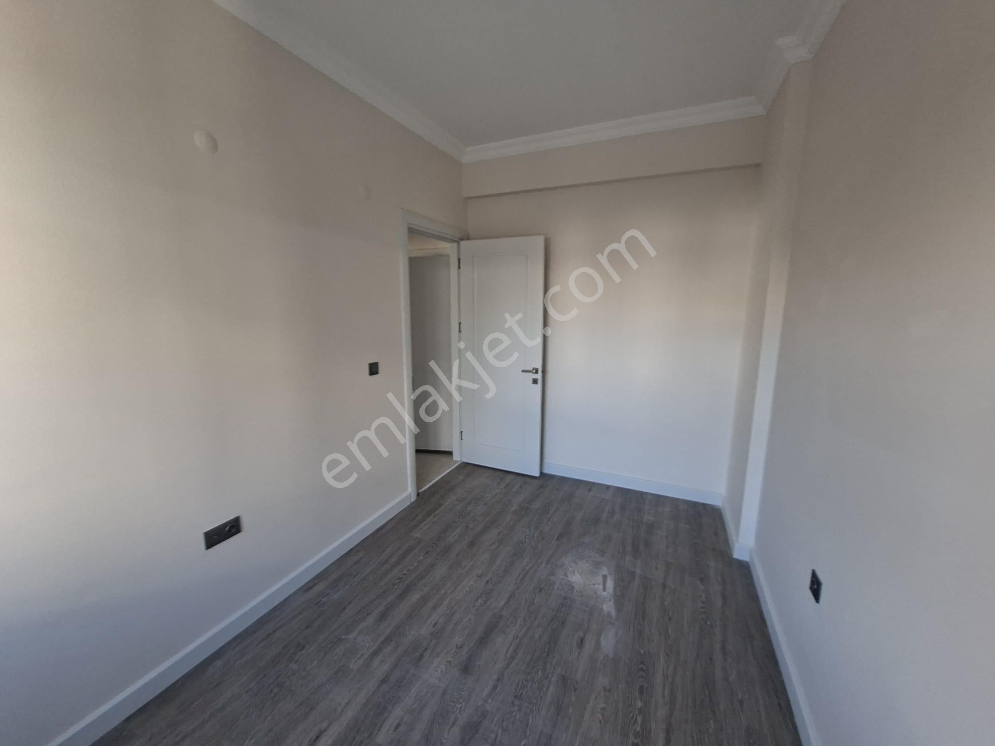 Güneş'ten Şirinyer Metro Yanı 1+1 50m 3. Kat Balkon Asansör - Görsel 32