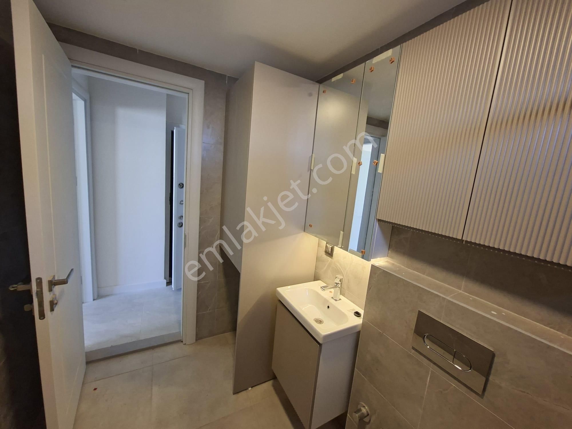 Güneş'ten Şirinyer Metro Yanı 1+1 50m 3. Kat Balkon Asansör - Görsel 22