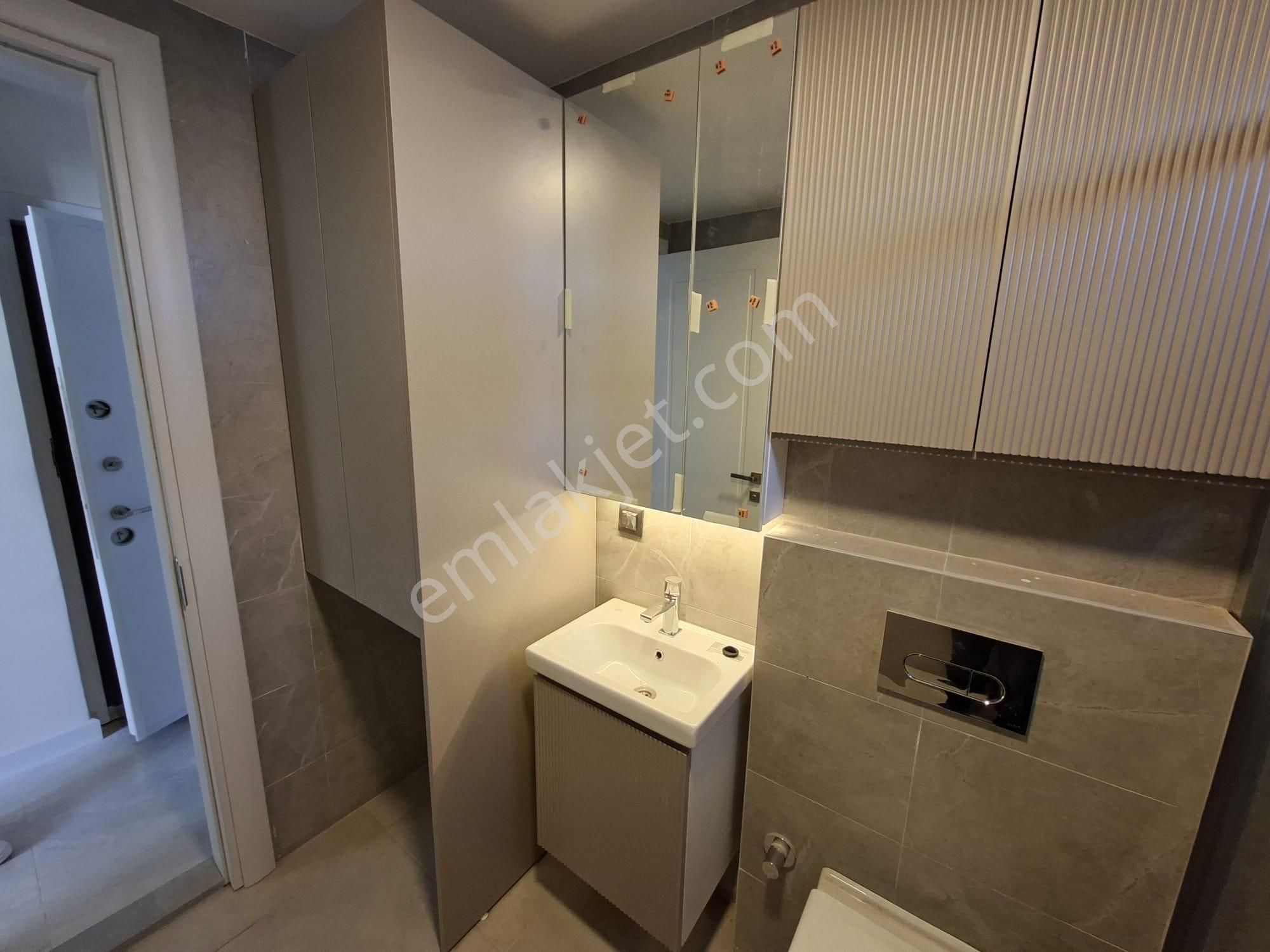 Güneş'ten Şirinyer Metro Yanı 1+1 50m 3. Kat Balkon Asansör - Görsel 34