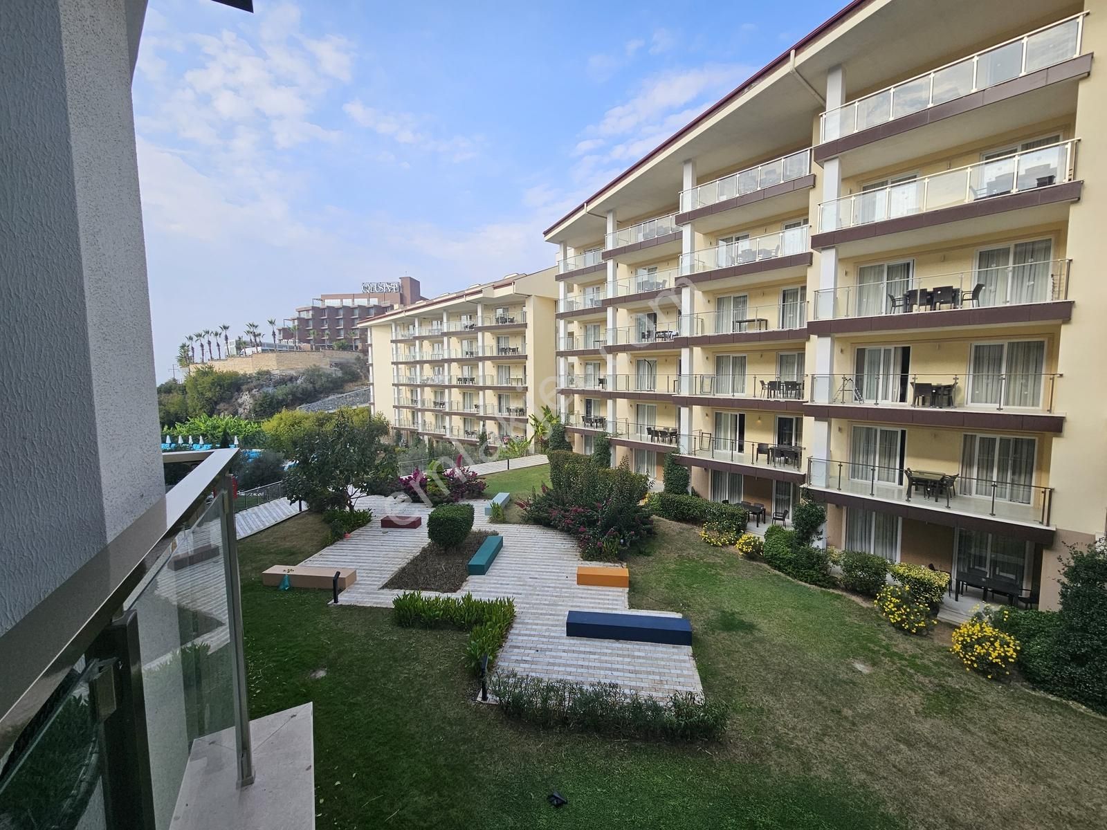 Kuşadası Ramada Resort'te Acil Satılık 1+1 - Görsel 4