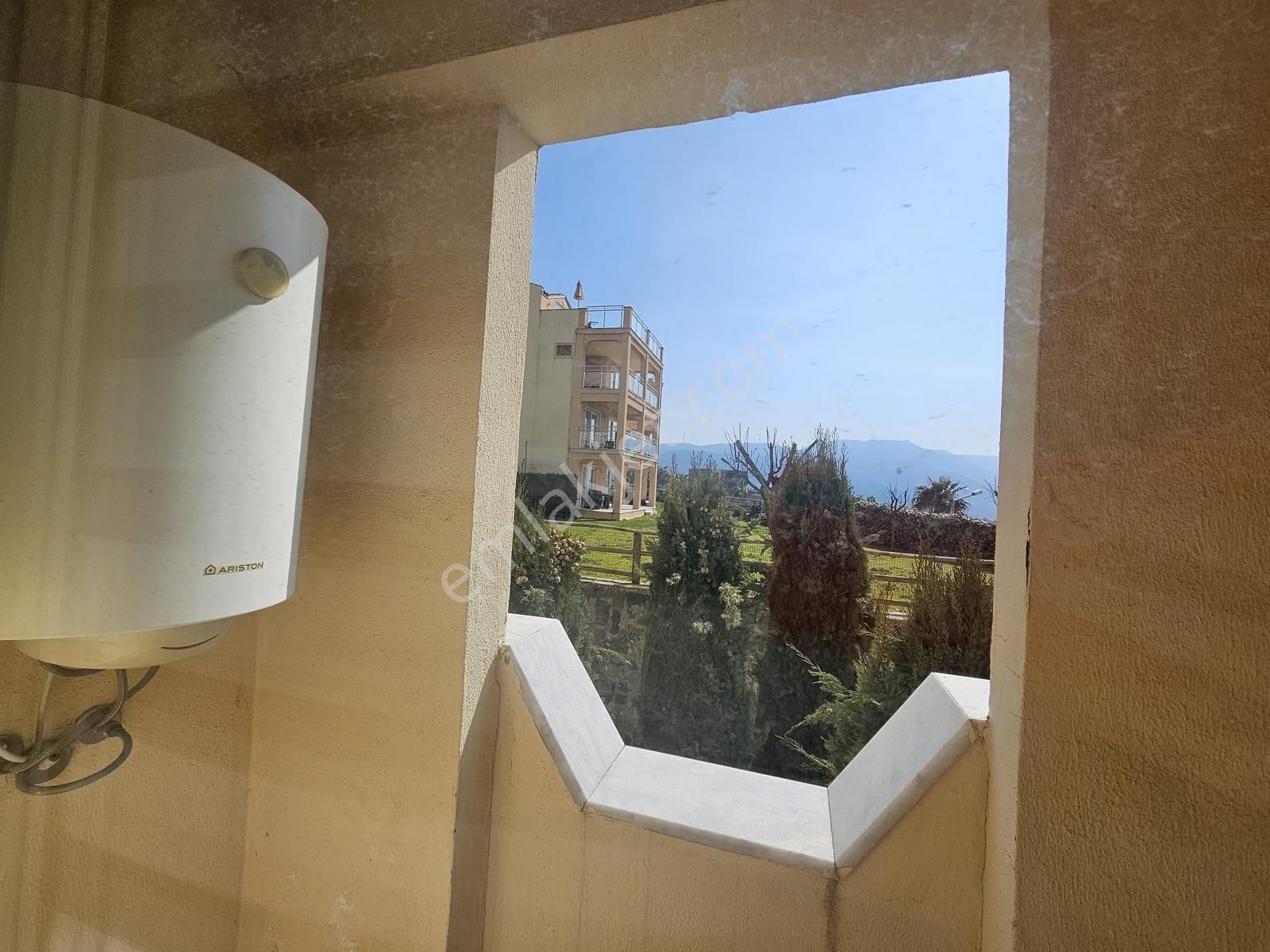 Kuşadası Golf Resort'te Satılık 2+1 Deniz Manzaralı Daire - Görsel 5