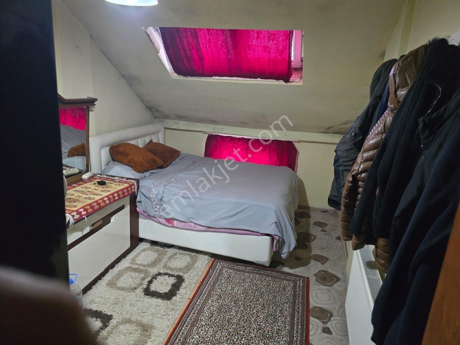 Kocasinanda Satılık 2+1 Çatı Katı Daire - Görsel 5