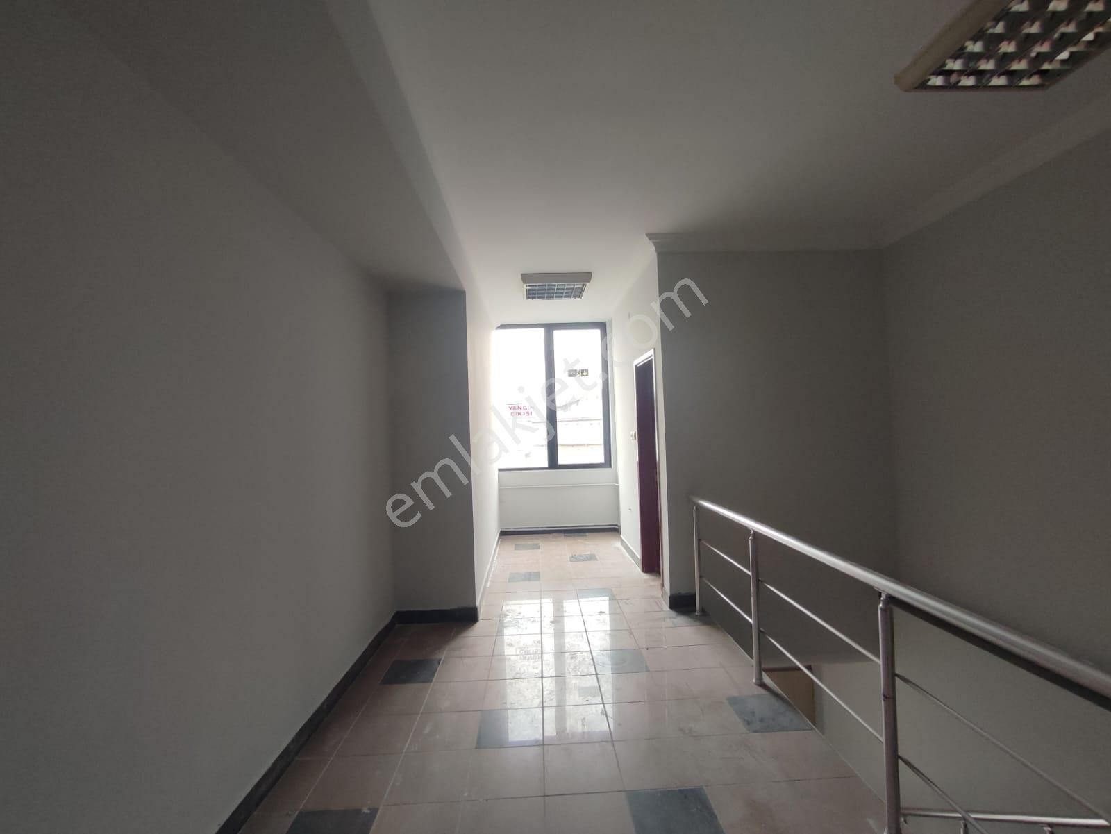 Osmangazi Kent Meydanı'nda Satılık Dubleks Dükkan - 190m² - Görsel 26