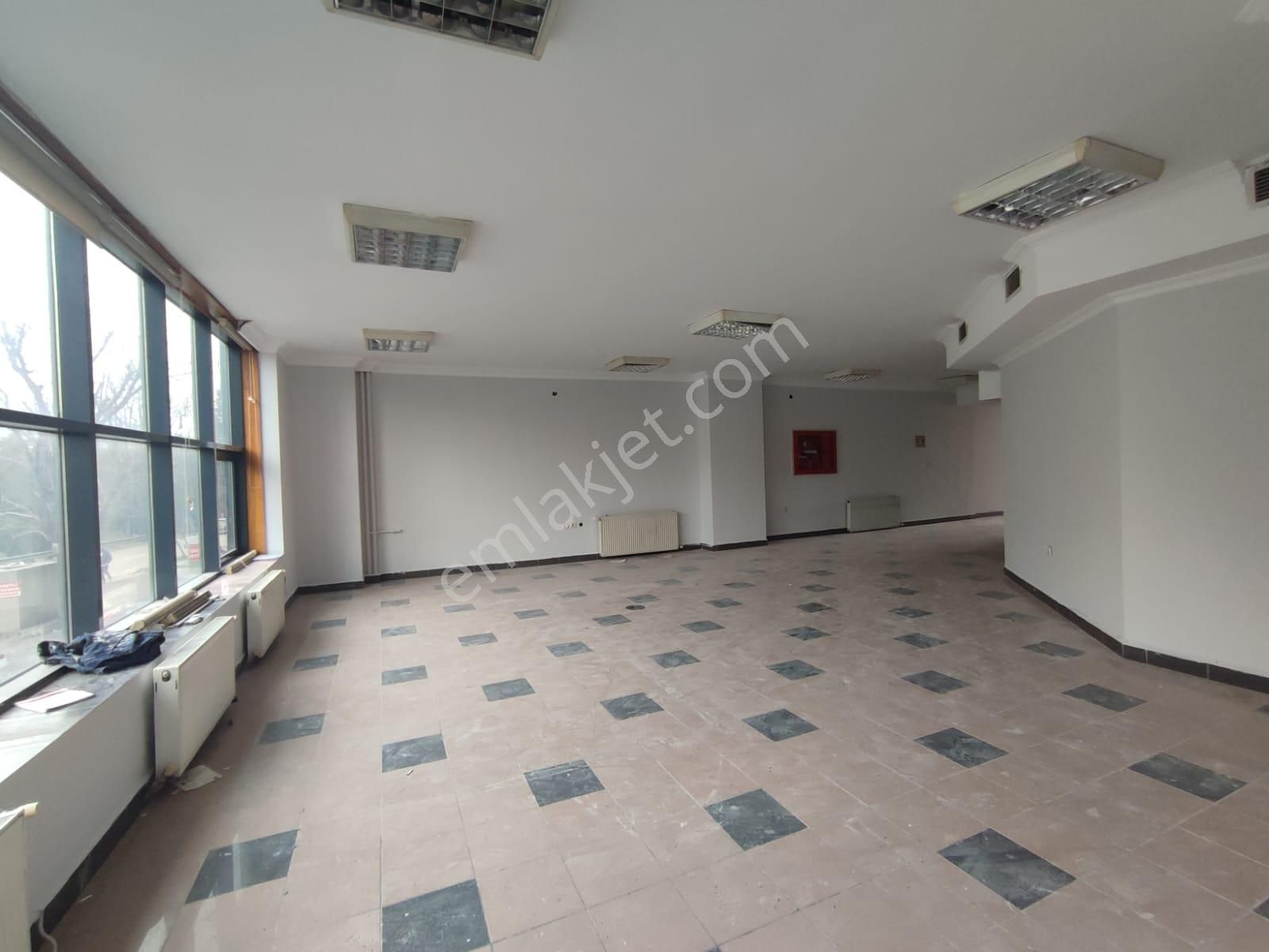 Osmangazi Kent Meydanı'nda Satılık Dubleks Dükkan - 190m² - Görsel 12