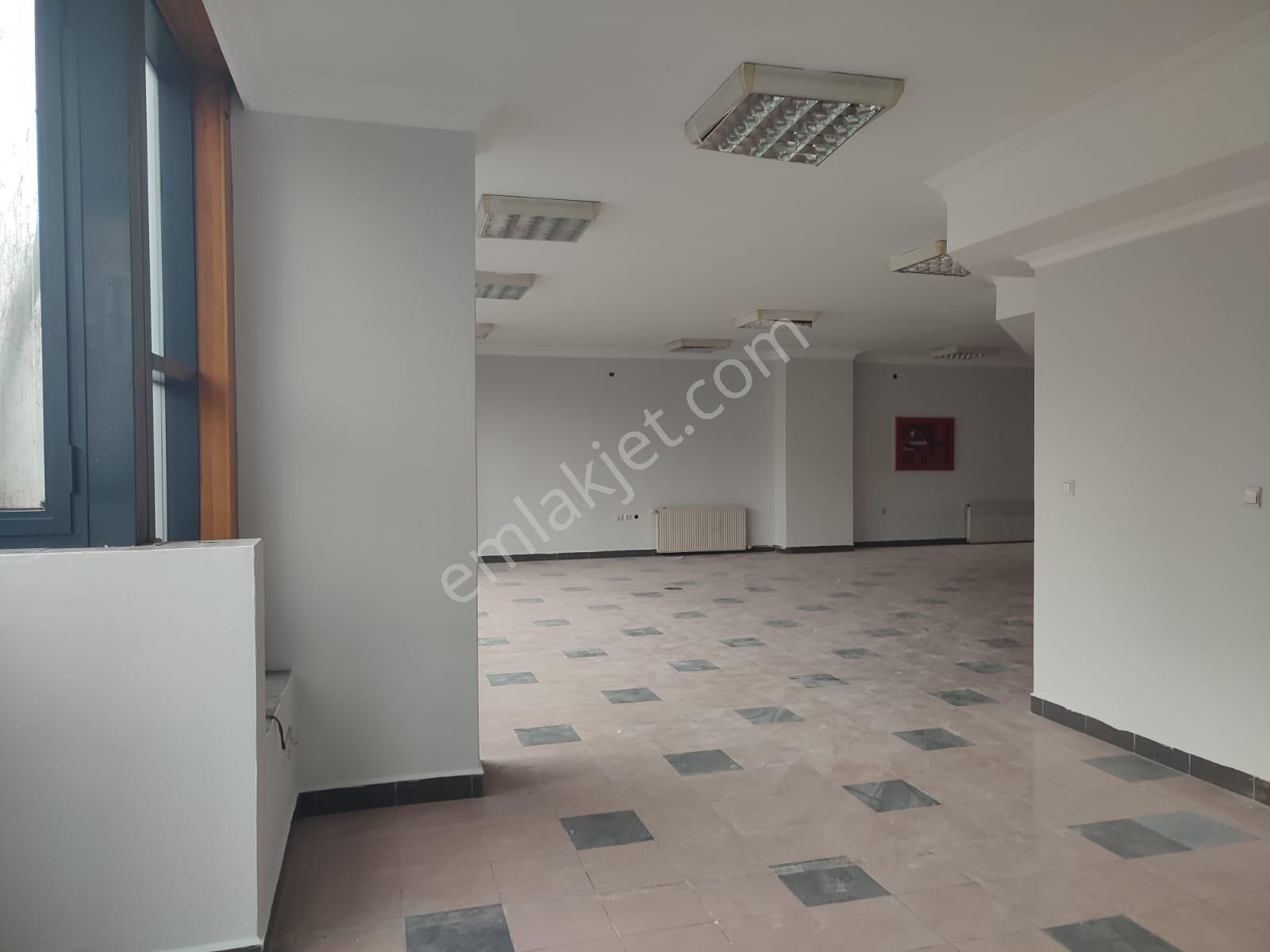 Osmangazi Kent Meydanı'nda Satılık Dubleks Dükkan - 190m² - Görsel 7