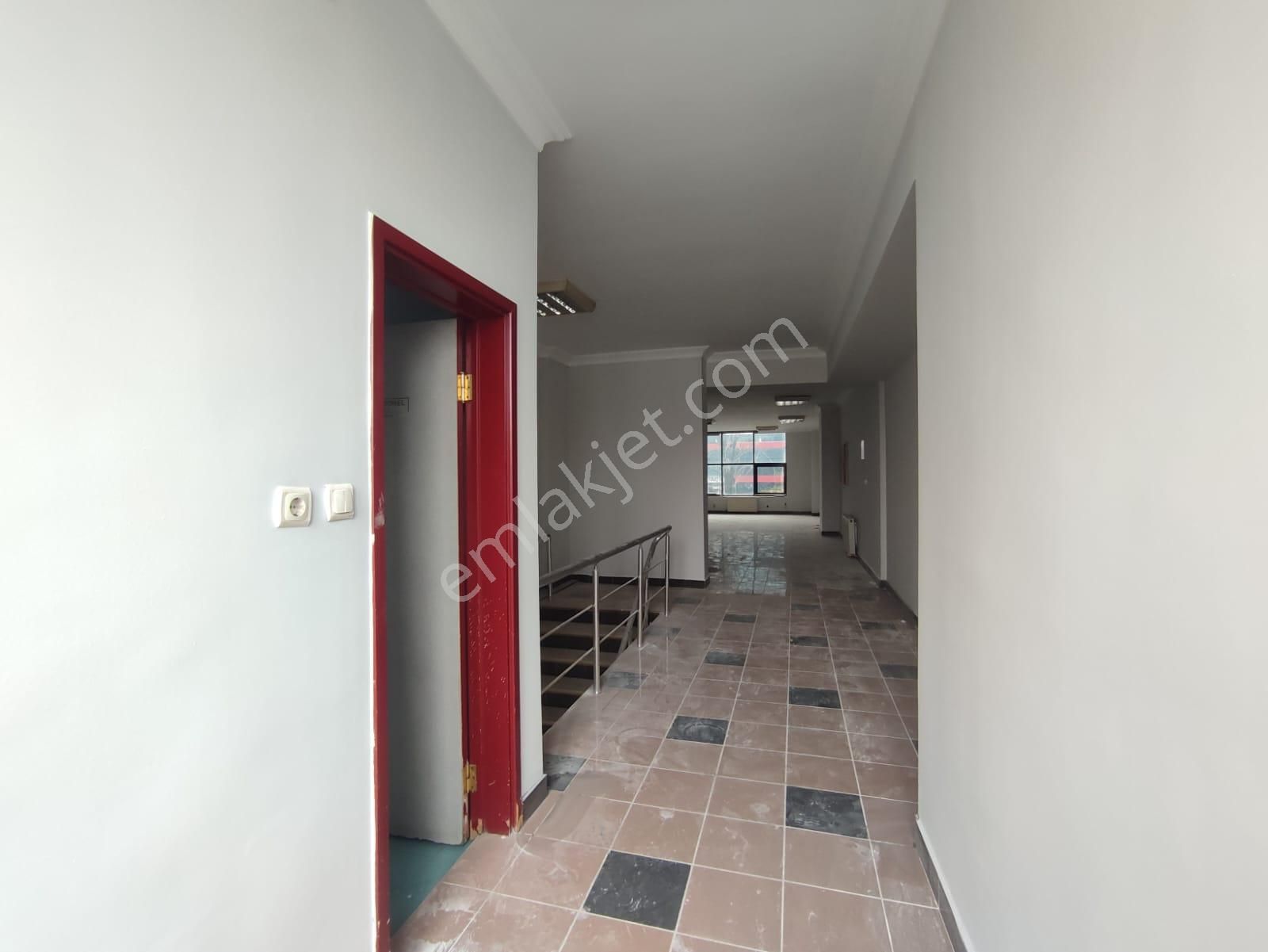 Osmangazi Kent Meydanı'nda Satılık Dubleks Dükkan - 190m² - Görsel 18