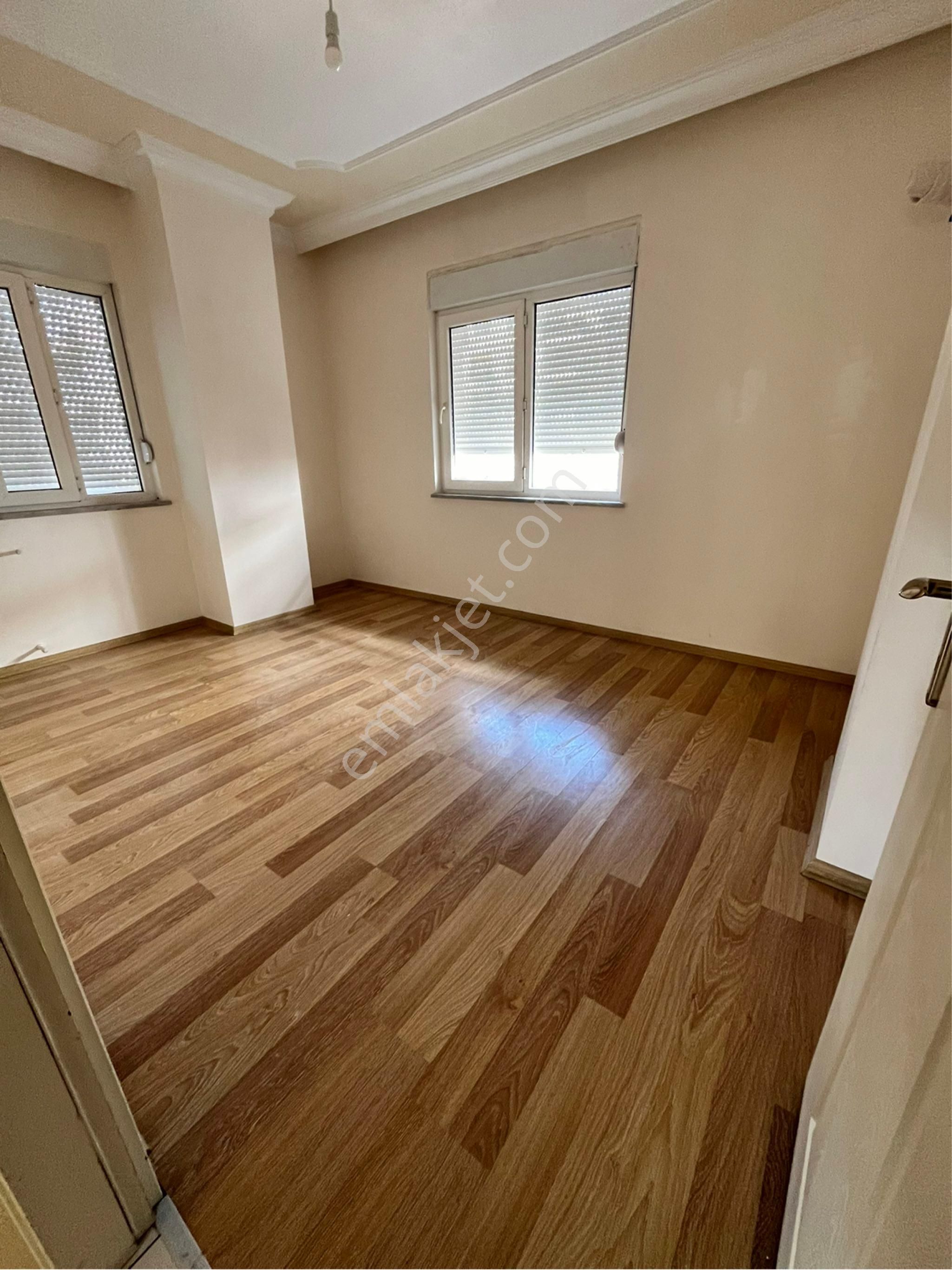 Ahatlıda Arakatta 2+1 Eşyasız Kiralık Daire - Görsel 3