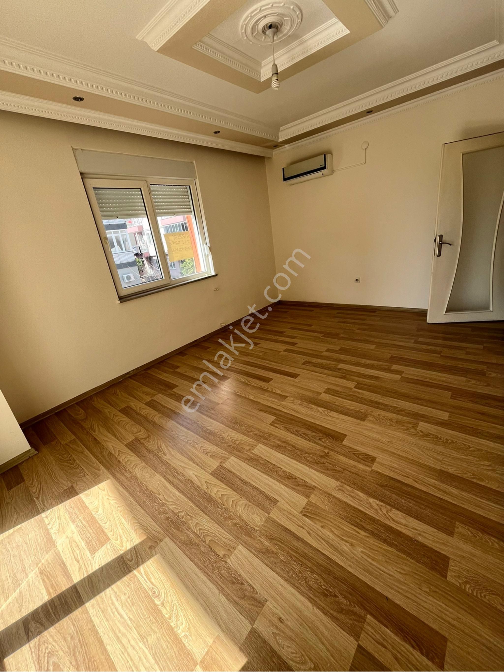 Ahatlıda Arakatta 2+1 Eşyasız Kiralık Daire