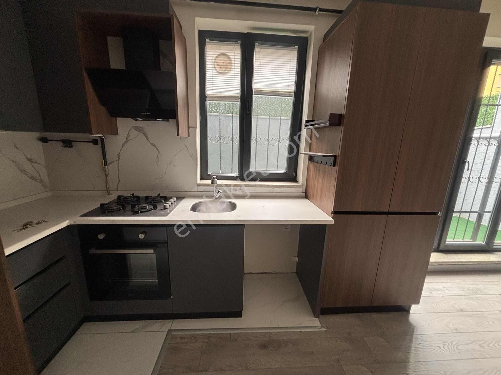 F-l Emlaktan Emaar Avm Libadiye Yakını Geniş 1+1 Yeni Bina - Görsel 32