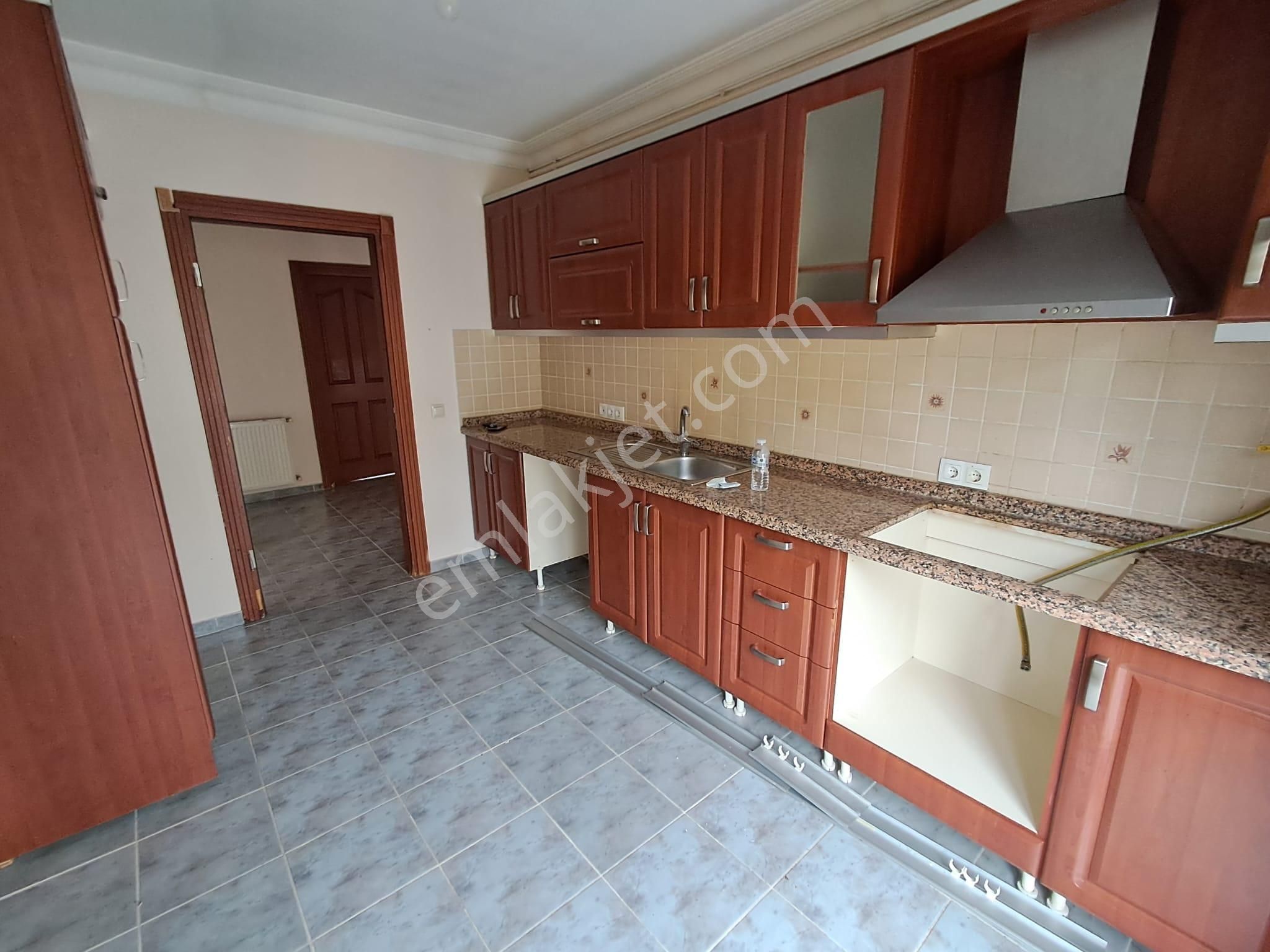 Ataşehir K.bakkalköyde İskanlı,hemen Oturabileceğiniz 3+1 Daire - Görsel 6