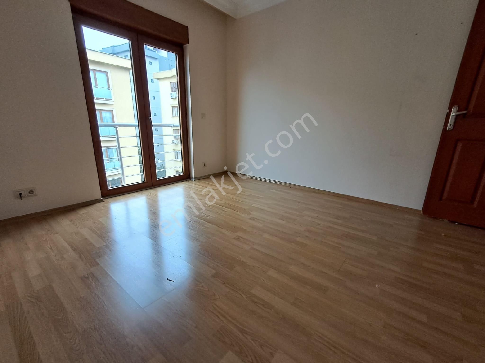 Ataşehir K.bakkalköyde İskanlı,hemen Oturabileceğiniz 3+1 Daire - Görsel 18
