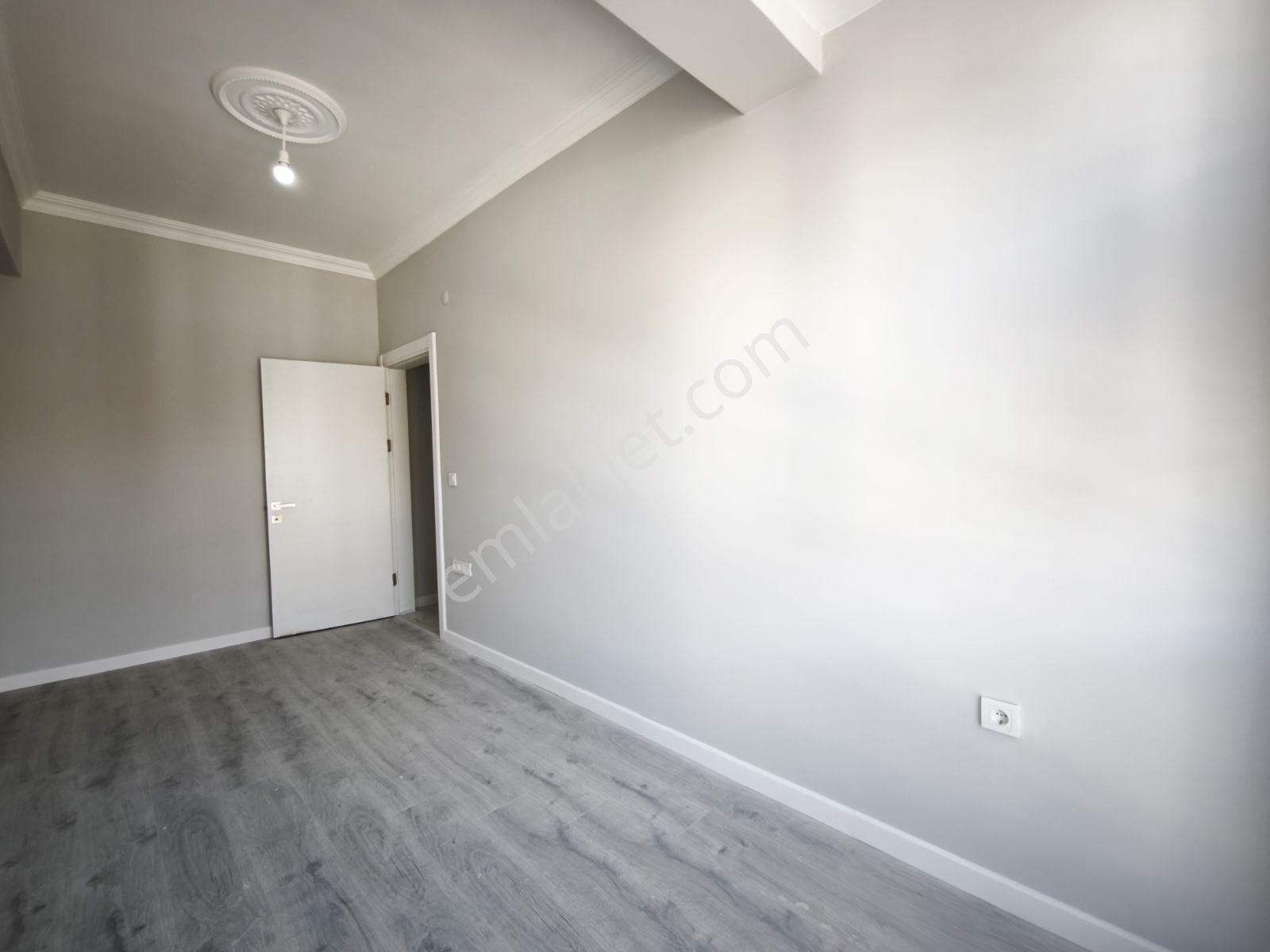 İzmit Kocatepede Satılık 3+1 Ön Cephe Çatı Dubleks 130 M² - Görsel 14