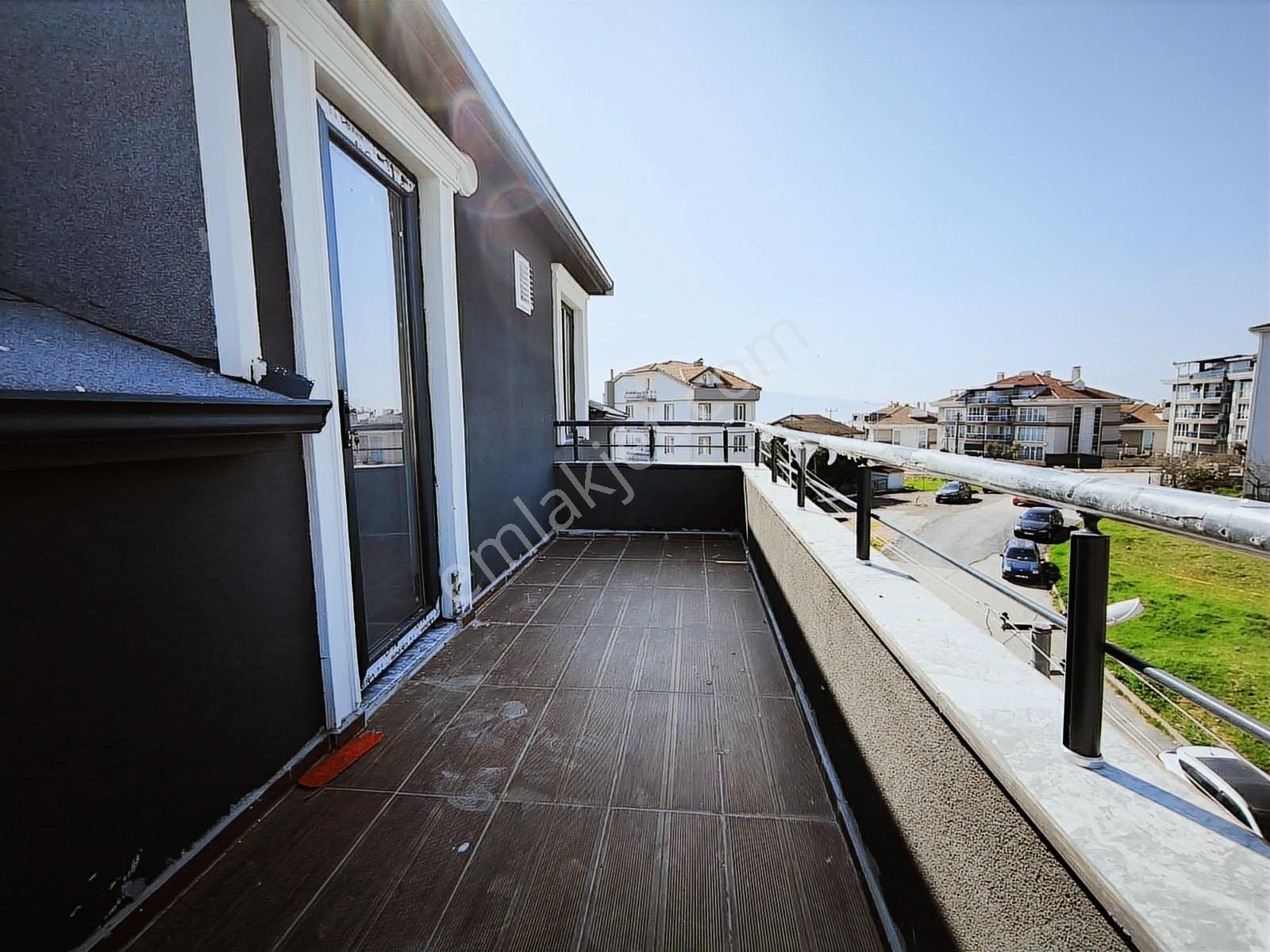 İzmit Kocatepede Satılık 3+1 Ön Cephe Çatı Dubleks 130 M² - Görsel 17