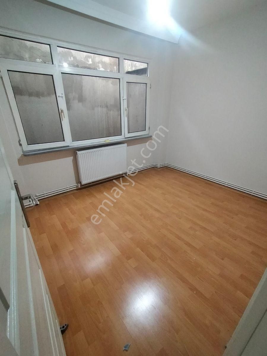 Rami Yenimahalle'de 2+1 Öncephe Balkonlu - Görsel 8