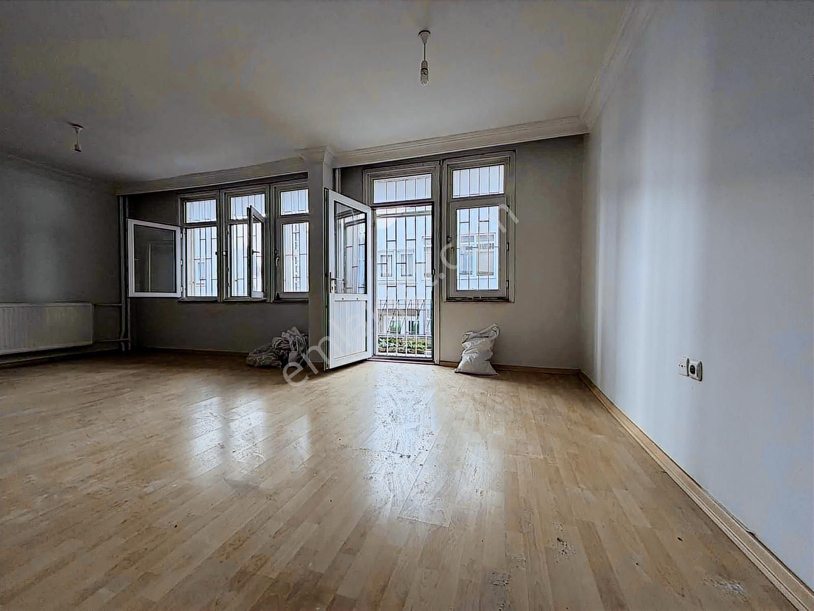 Çengelköy Ata 2 Sitesi Mavi Çam Caddesi Bahçe Katı 3+1 Daire - Görsel 7