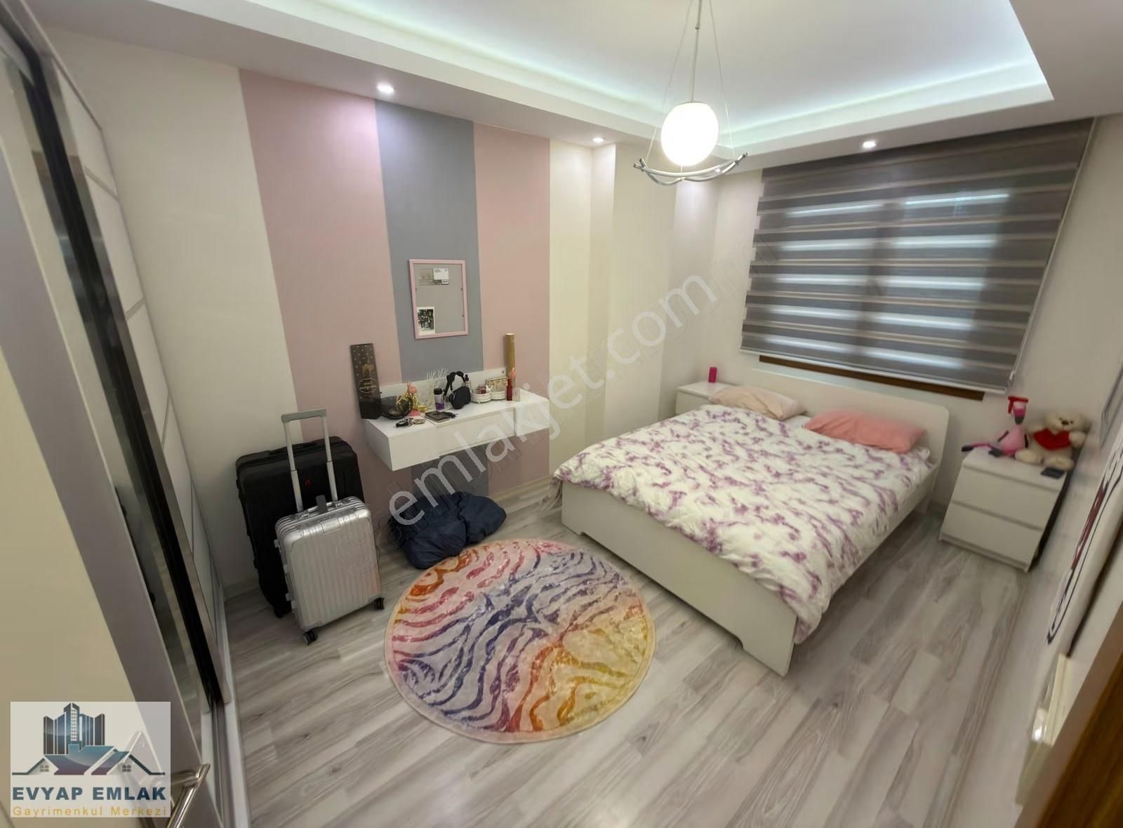 Evyap'tan Bahçelievler Ulubatlı Hasan Caddesi 9 Yıllık Bina 2+1 - Görsel 2