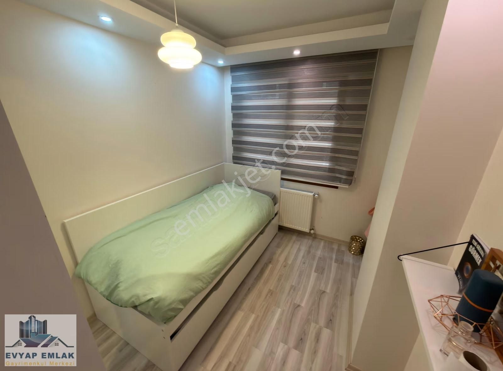 Evyap'tan Bahçelievler Ulubatlı Hasan Caddesi 9 Yıllık Bina 2+1 - Görsel 3