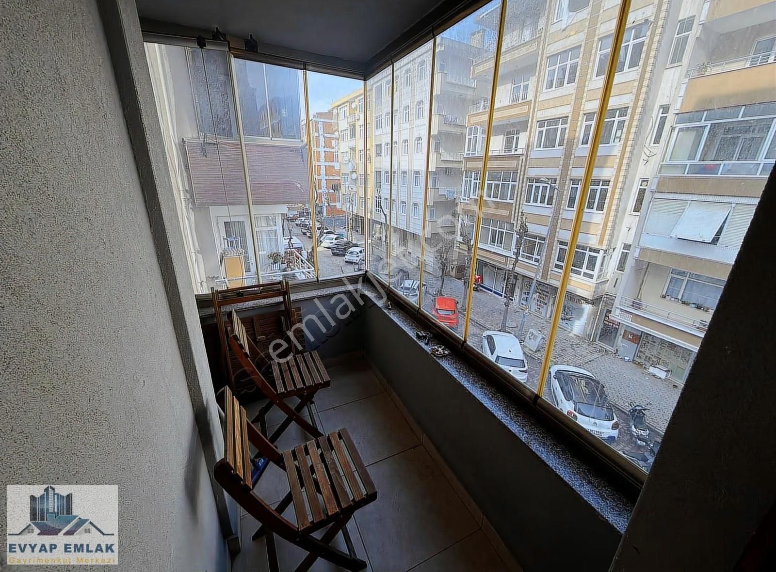 Evyap'tan Bahçelievler Ulubatlı Hasan Caddesi 9 Yıllık Bina 2+1 - Görsel 5