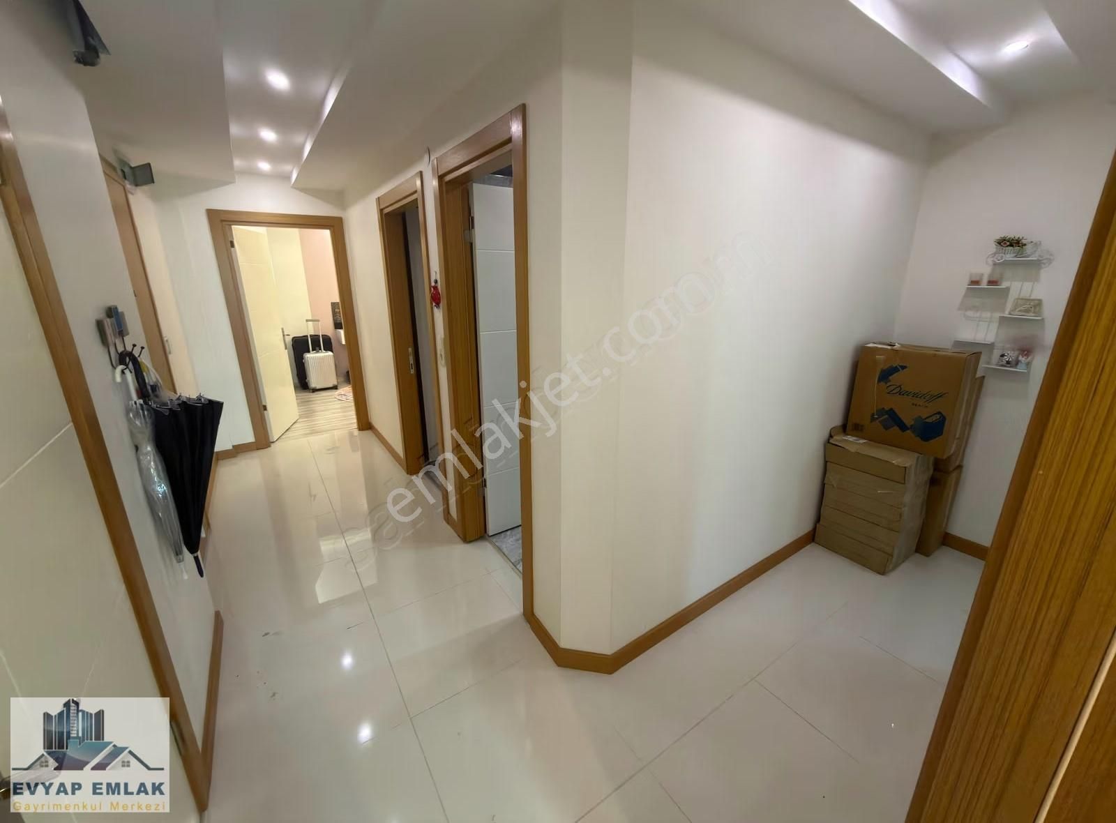 Evyap'tan Bahçelievler Ulubatlı Hasan Caddesi 9 Yıllık Bina 2+1 - Görsel 10