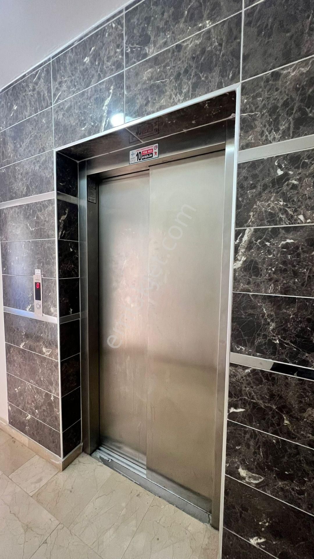 Fığla Mahallesi’nde Geniş Ve Ferah 3+1 Ayrı Mutfaklı Daire - Görsel 11