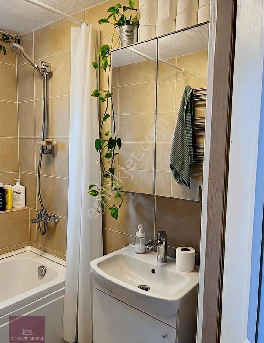 Gümüssuyu Airbnb Ruhsatlı Boğaz Manzaralı Satılık Ferah Daire - Görsel 5