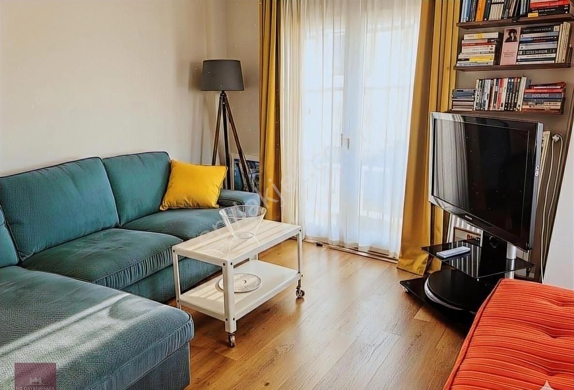 Gümüssuyu Airbnb Ruhsatlı Boğaz Manzaralı Satılık Ferah Daire - Görsel 2