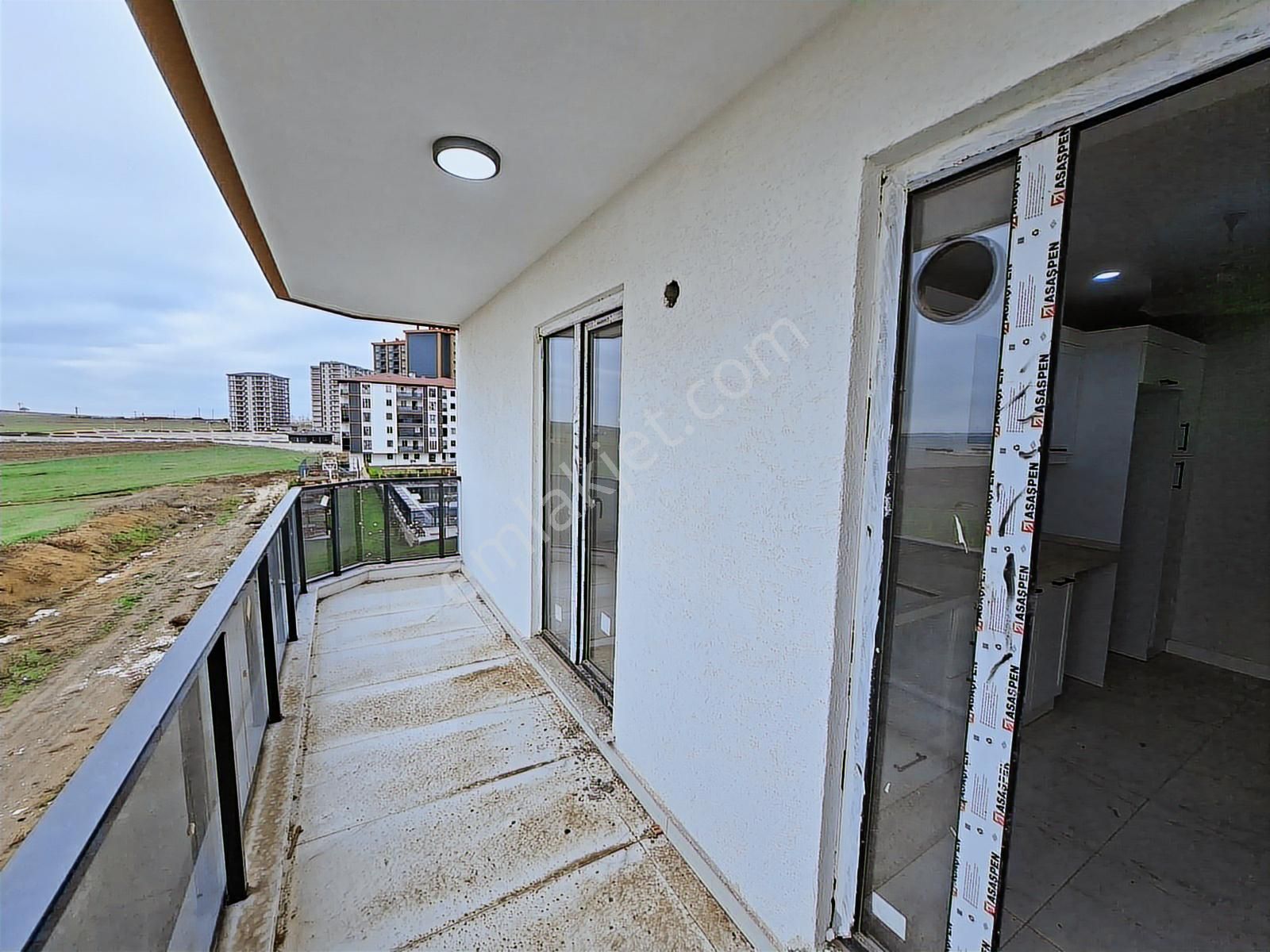 Orbeyden Hatip Mah. Havuzlu Site İçi Ara Kat 2+1 Fırsatı - Görsel 12