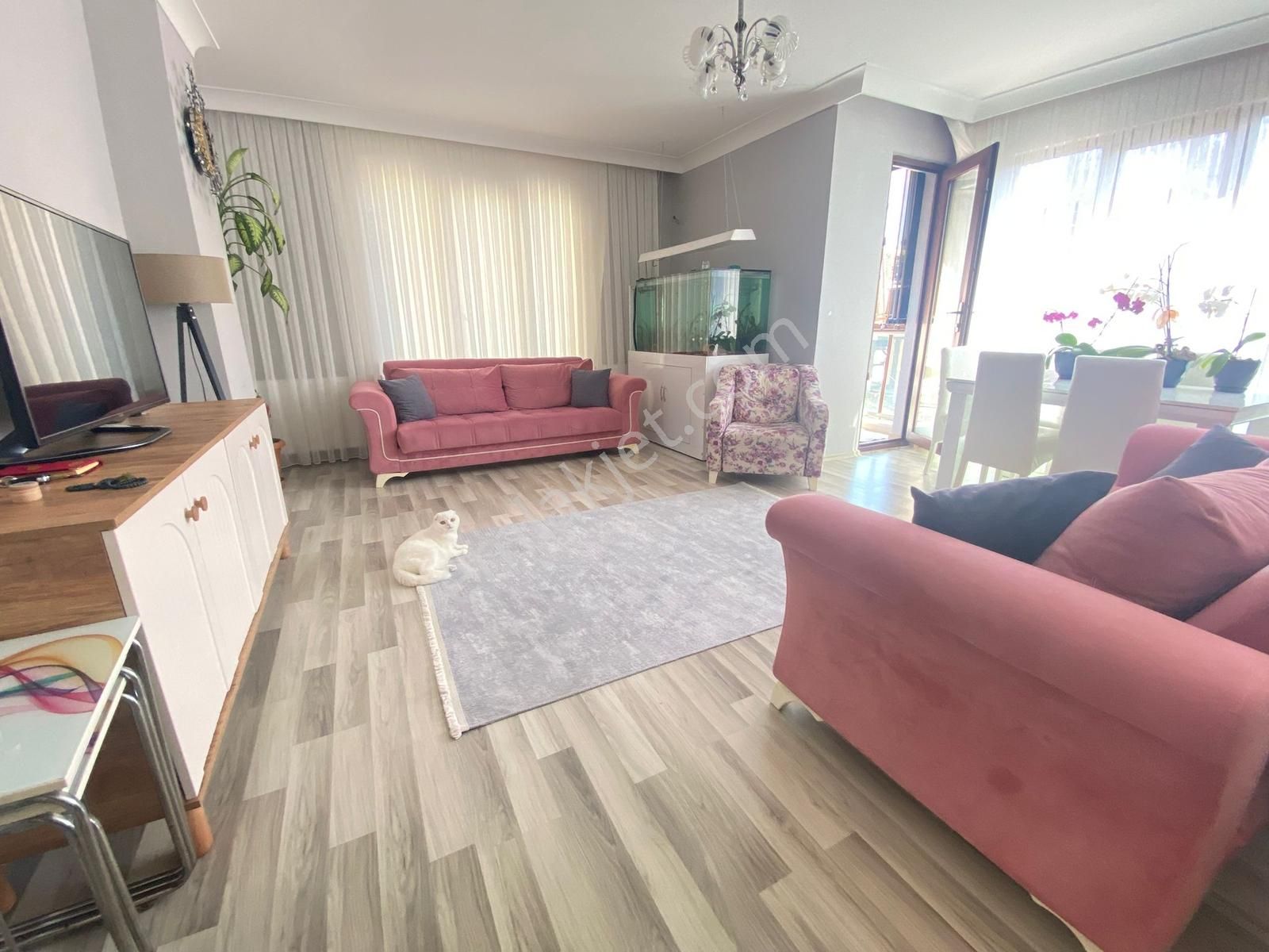 Sultançifliği Mh Sınırsız Kredi Otoparklı Arakat - Görsel 7