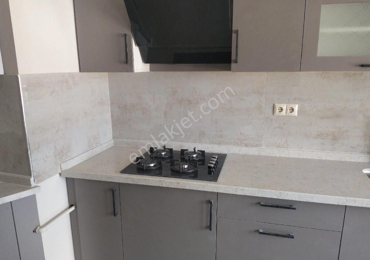 Zeliş Emlak'tan Yenimahalle Dereboyunda Etlik Şehir Hastanesi Yakını 3+1 160m2 İçerisi Sıfır Arakat - Görsel 7