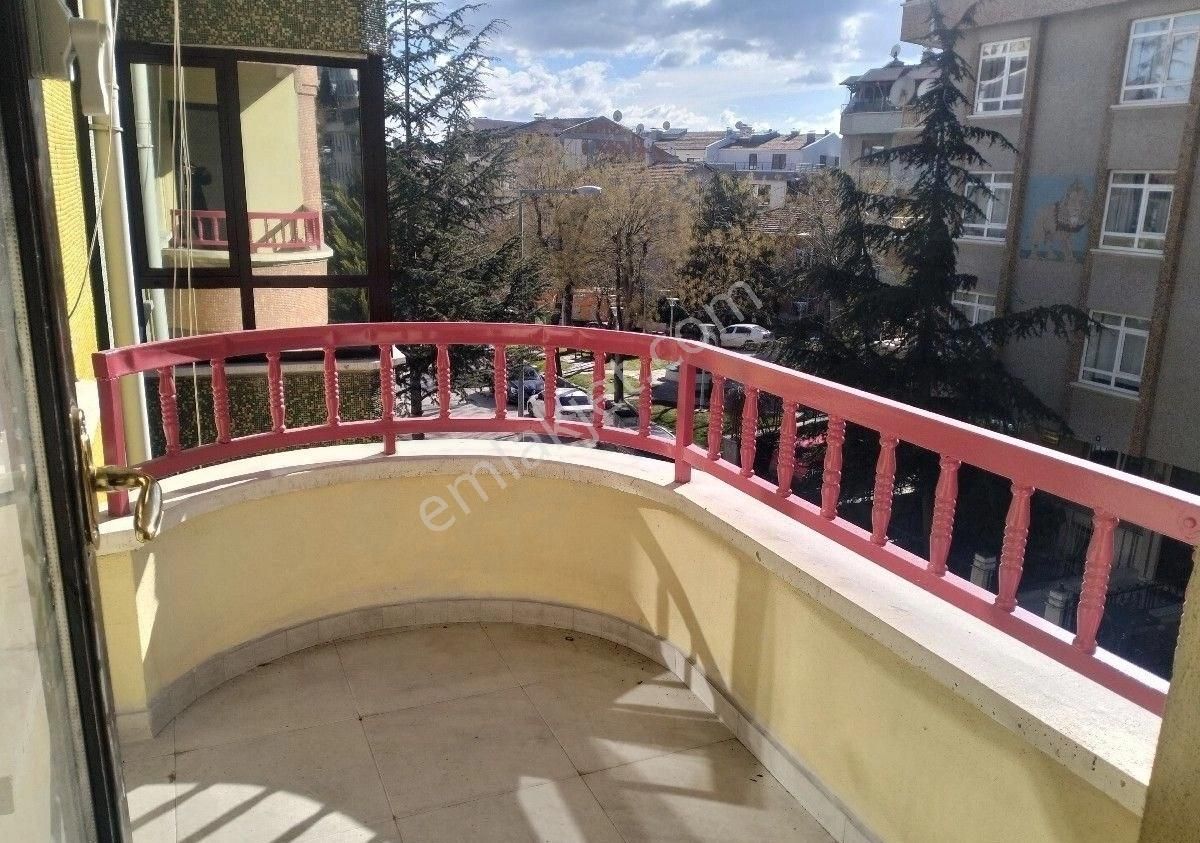 Zeliş Emlak'tan Yenimahalle Dereboyunda Etlik Şehir Hastanesi Yakını 3+1 160m2 İçerisi Sıfır Arakat - Görsel 12