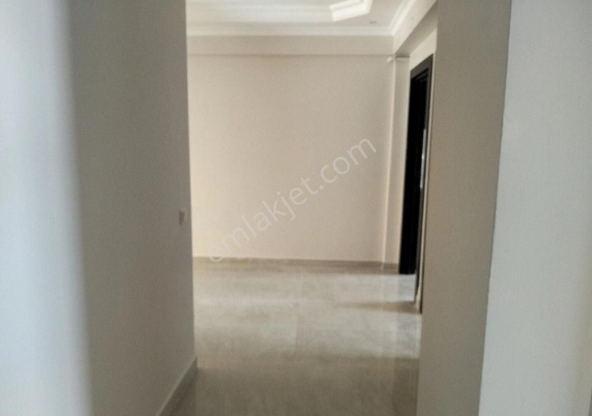 Zeliş Emlak'tan Yenimahalle Dereboyunda Etlik Şehir Hastanesi Yakını 3+1 160m2 İçerisi Sıfır Arakat - Görsel 24