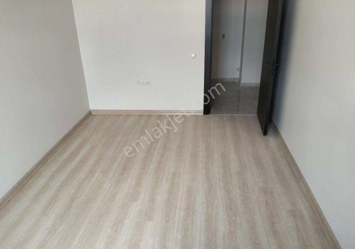 Zeliş Emlak'tan Yenimahalle Dereboyunda Etlik Şehir Hastanesi Yakını 3+1 160m2 İçerisi Sıfır Arakat - Görsel 8