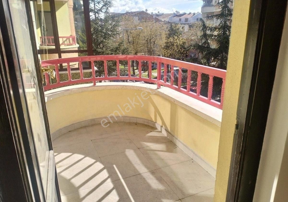 Zeliş Emlak'tan Yenimahalle Dereboyunda Etlik Şehir Hastanesi Yakını 3+1 160m2 İçerisi Sıfır Arakat - Görsel 34