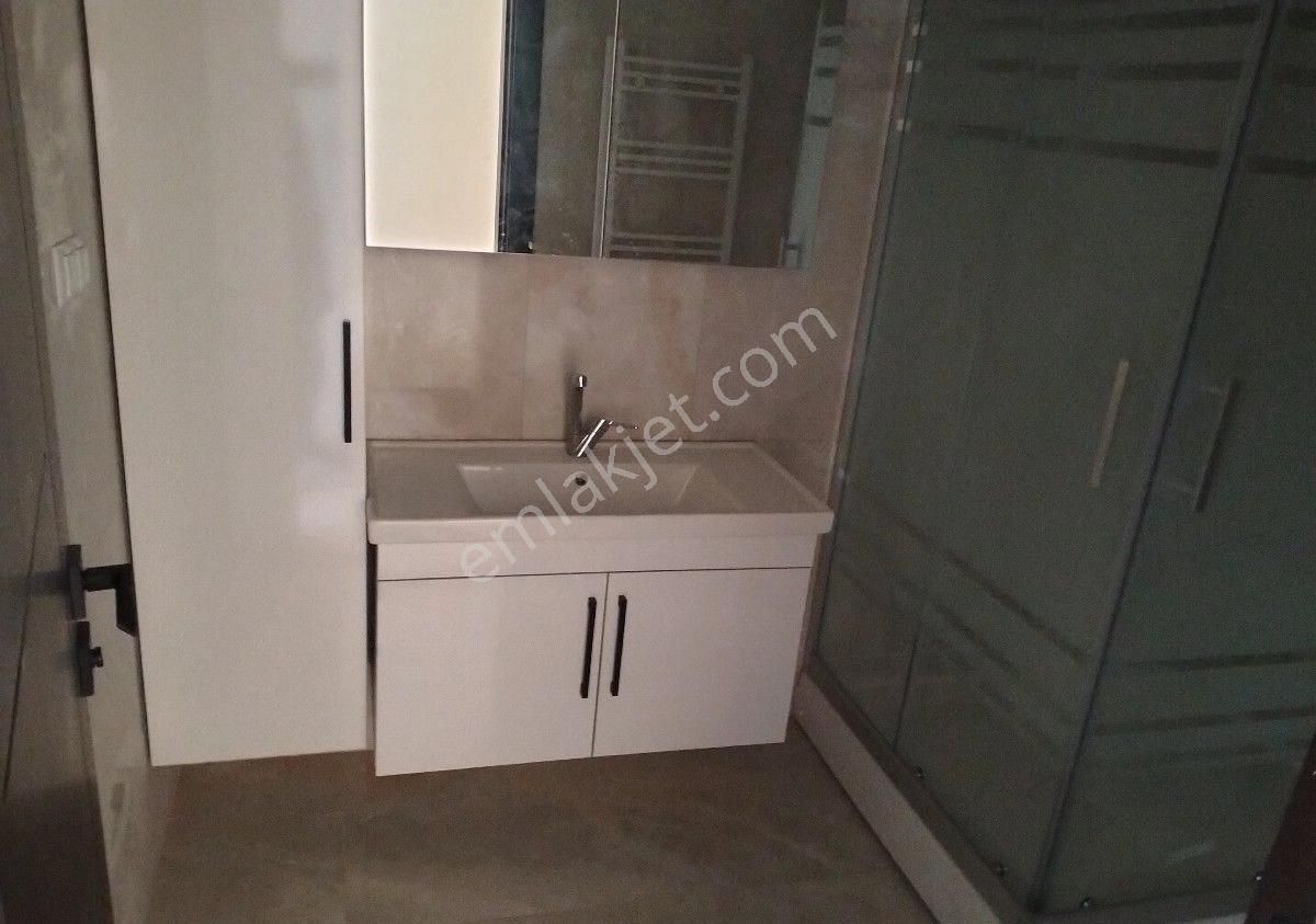 Zeliş Emlak'tan Yenimahalle Dereboyunda Etlik Şehir Hastanesi Yakını 3+1 160m2 İçerisi Sıfır Arakat - Görsel 2