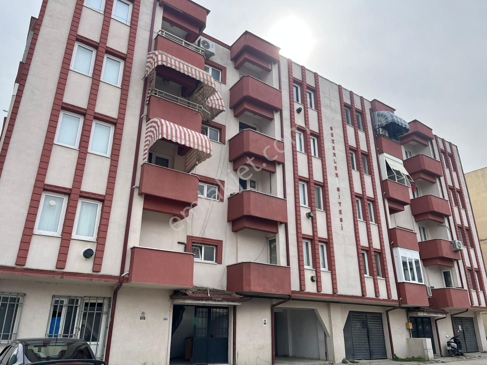 Remax Mavi'den Arifiye Merkezde Satılık 3+1 Daire - Görsel 2